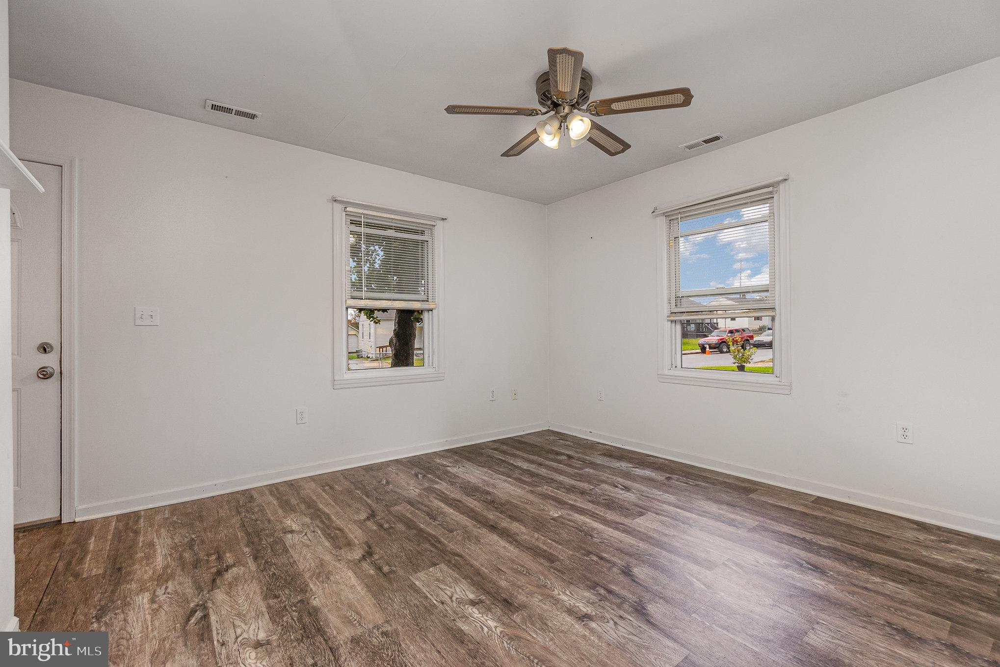 MIDDLESEX - Residential