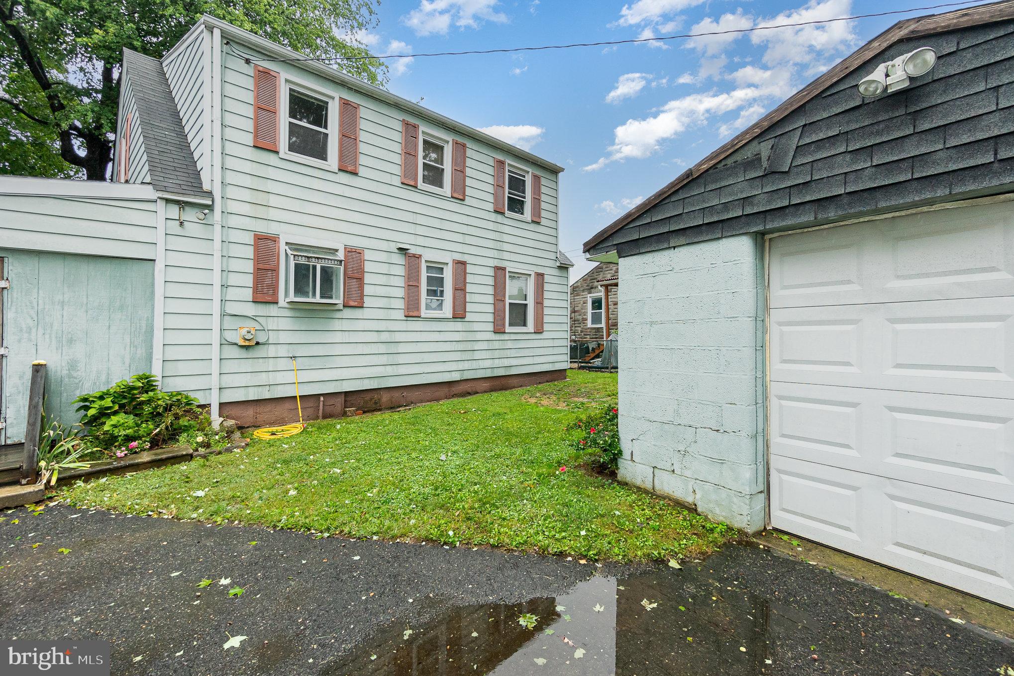 MIDDLESEX - Residential