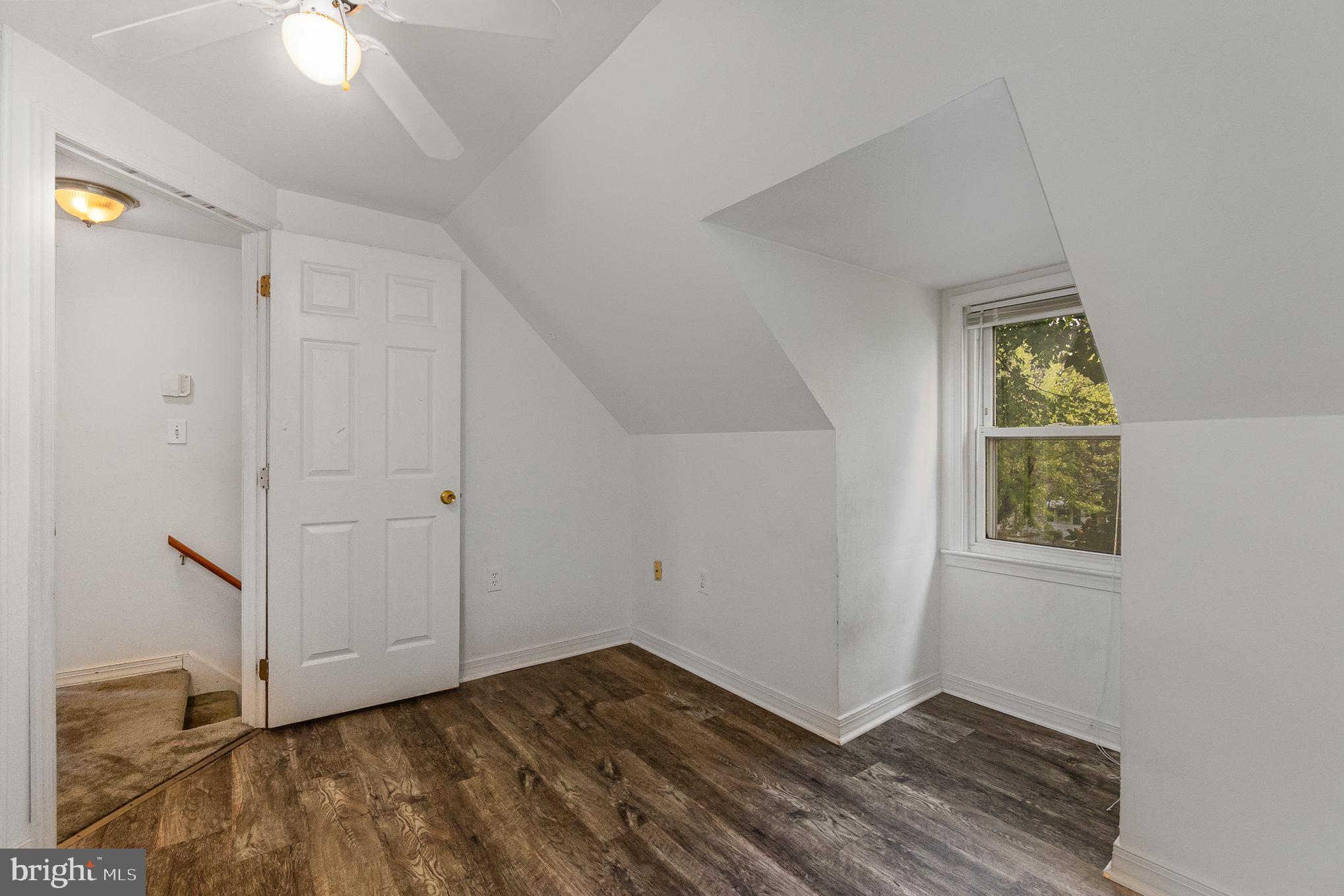 MIDDLESEX - Residential