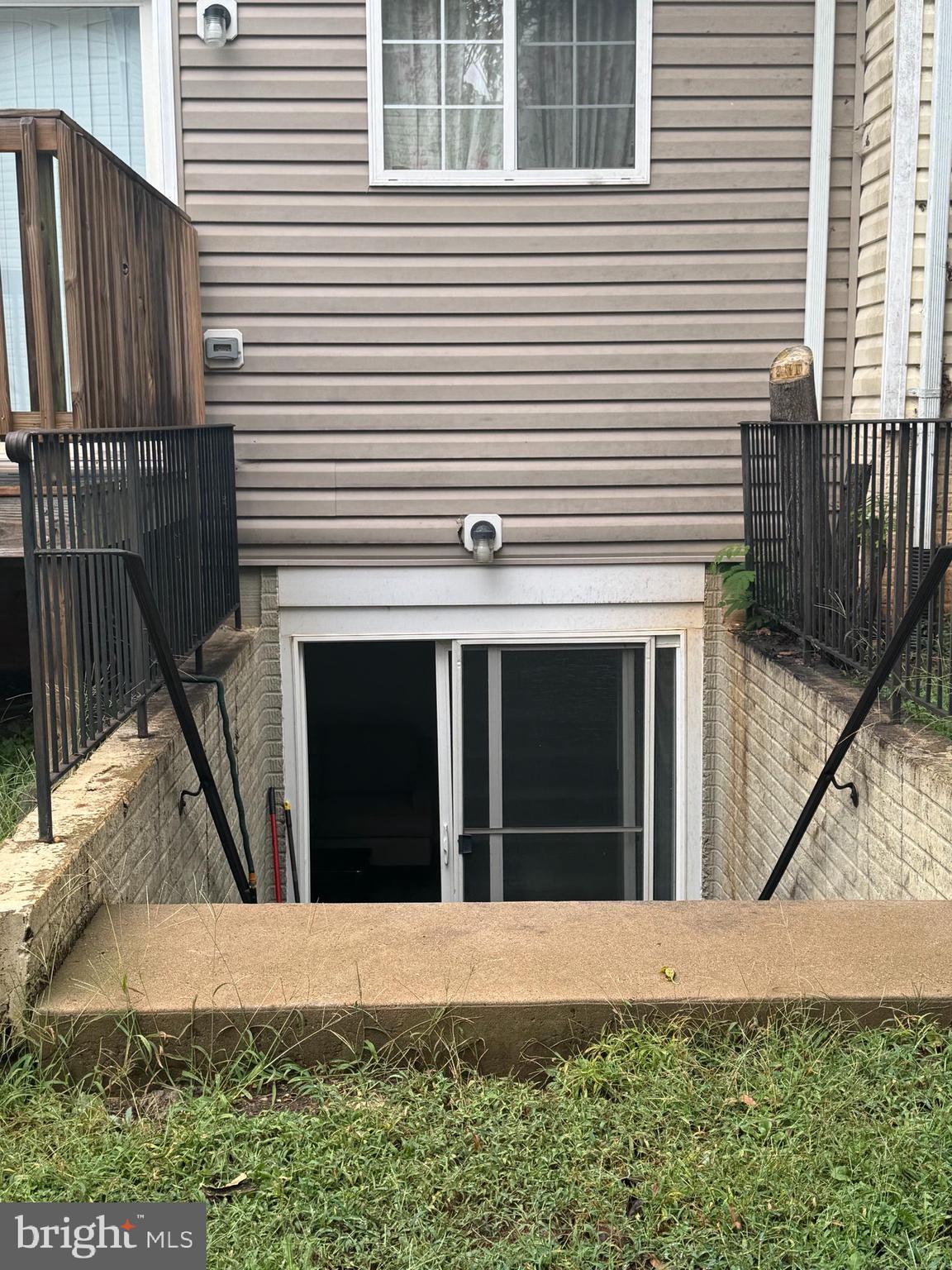 MEADOWS OF CULPEPER - Residential Lease