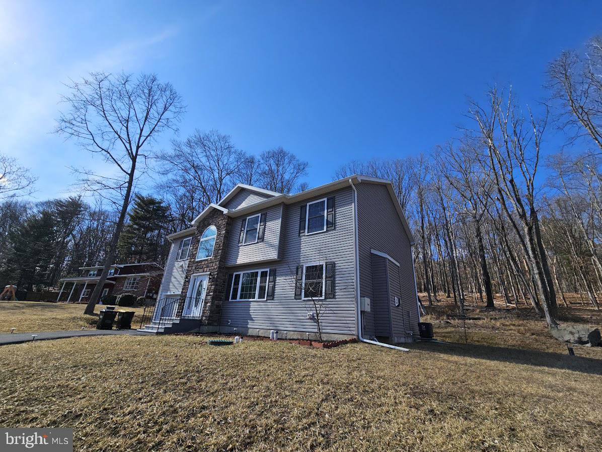 WEDGEWOOD LAKE ESTATES - Residential