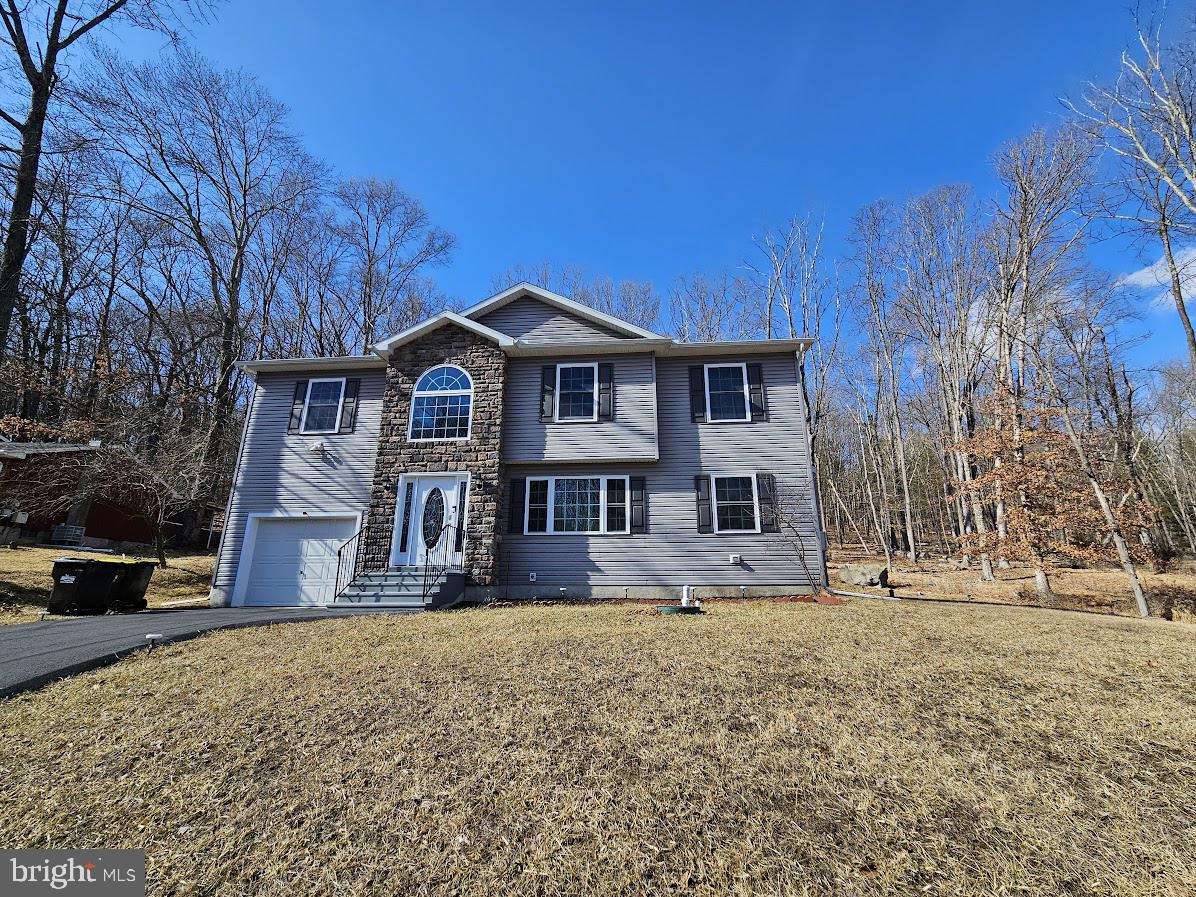 WEDGEWOOD LAKE ESTATES - Residential