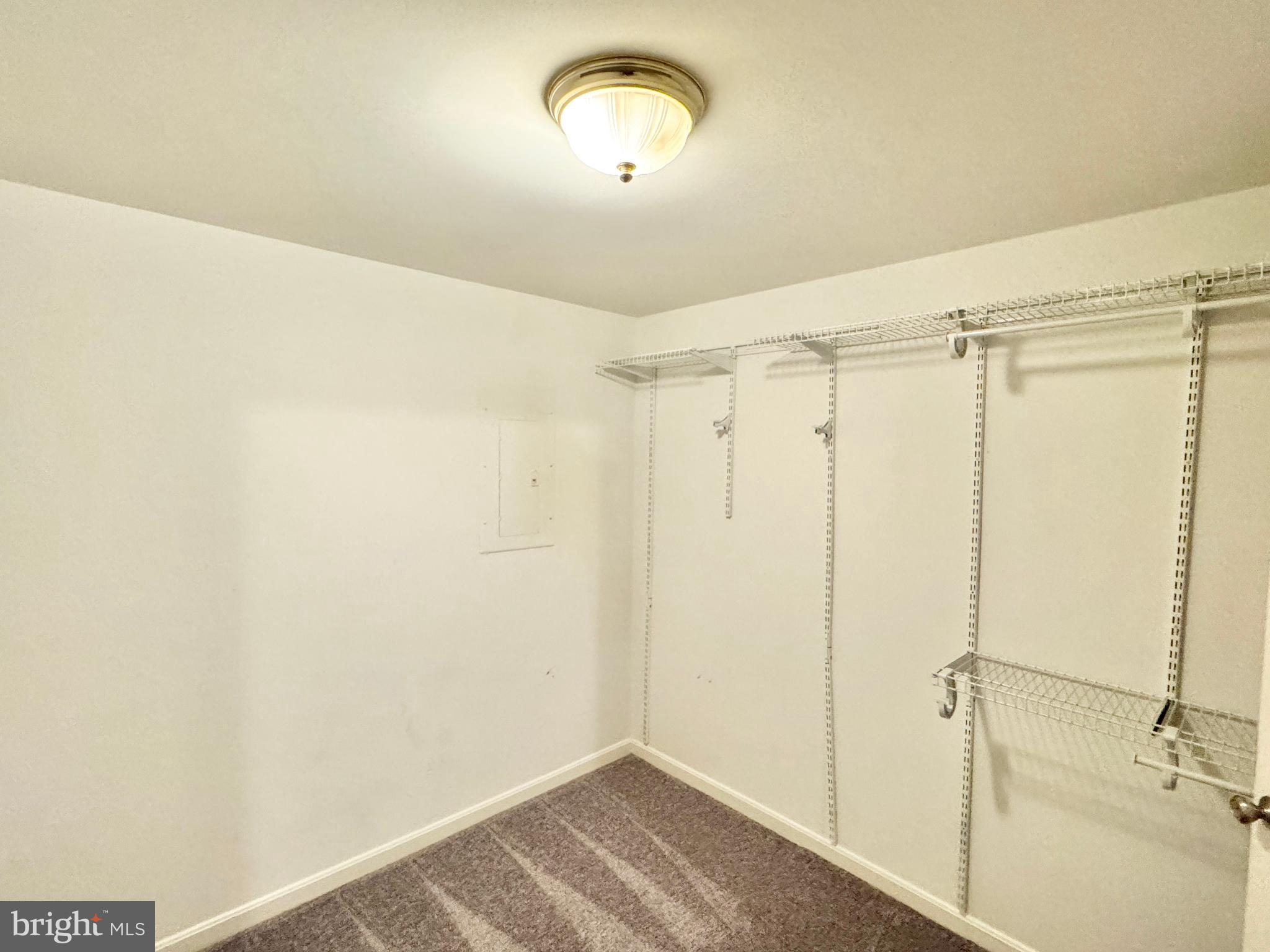 KERILL WOODS - Residential Lease