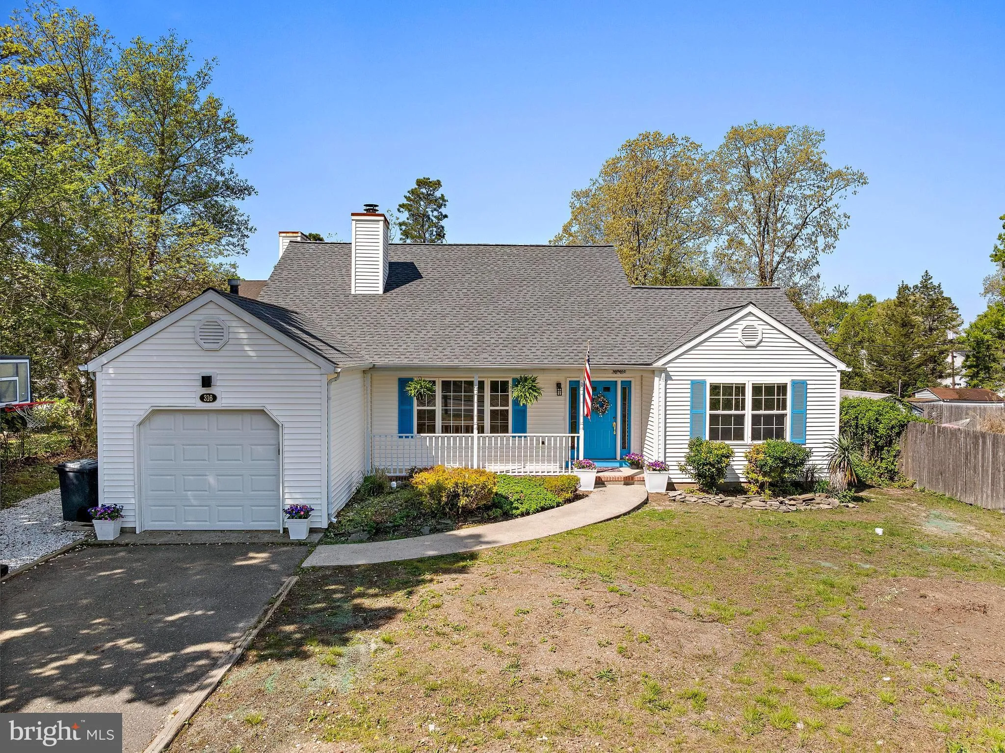 Manahawkin, New Jersey 08050, United States, 3 Bedrooms Bedrooms, ,3 BathroomsBathrooms,Residential,Contingent,127559