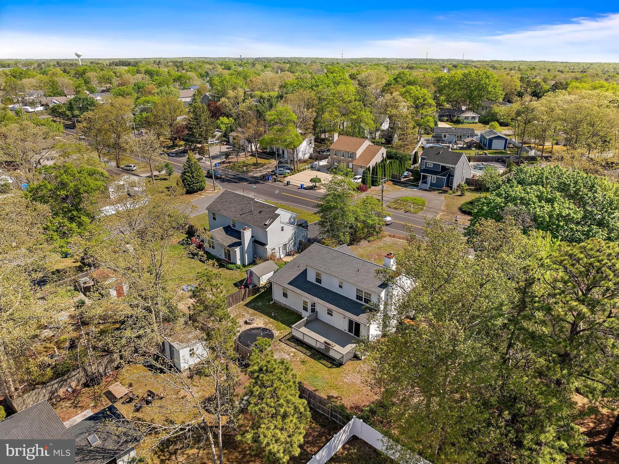 Manahawkin, New Jersey 08050, United States, 3 Bedrooms Bedrooms, ,3 BathroomsBathrooms,Residential,Contingent,127559