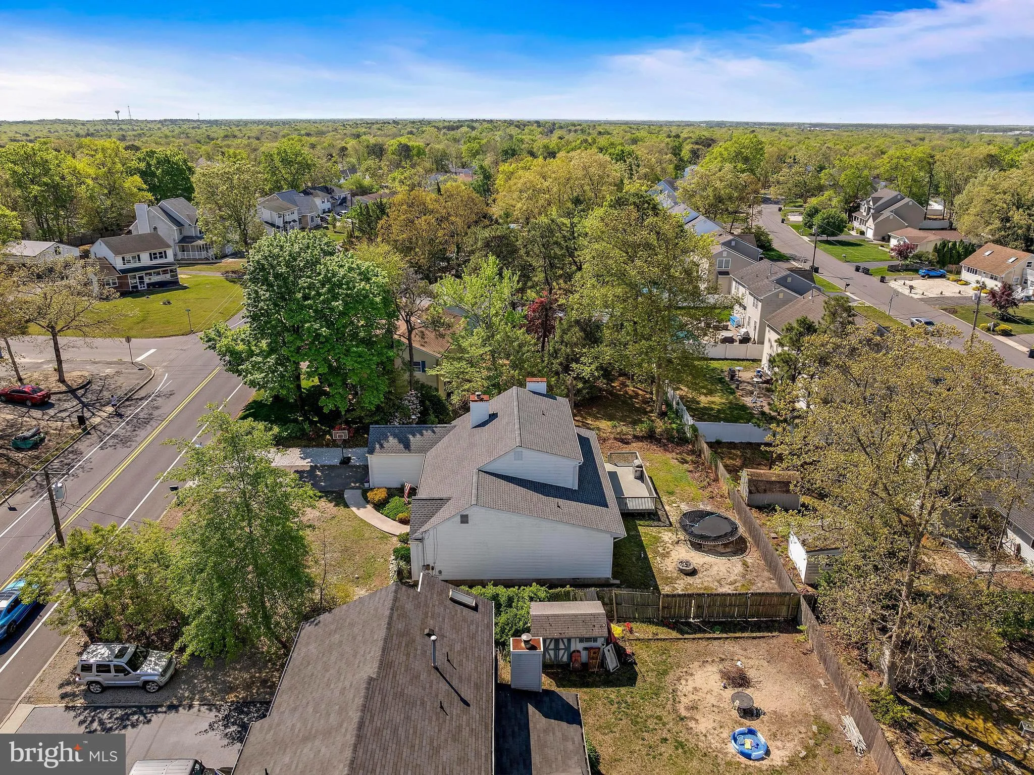 Manahawkin, New Jersey 08050, United States, 3 Bedrooms Bedrooms, ,3 BathroomsBathrooms,Residential,Contingent,127559