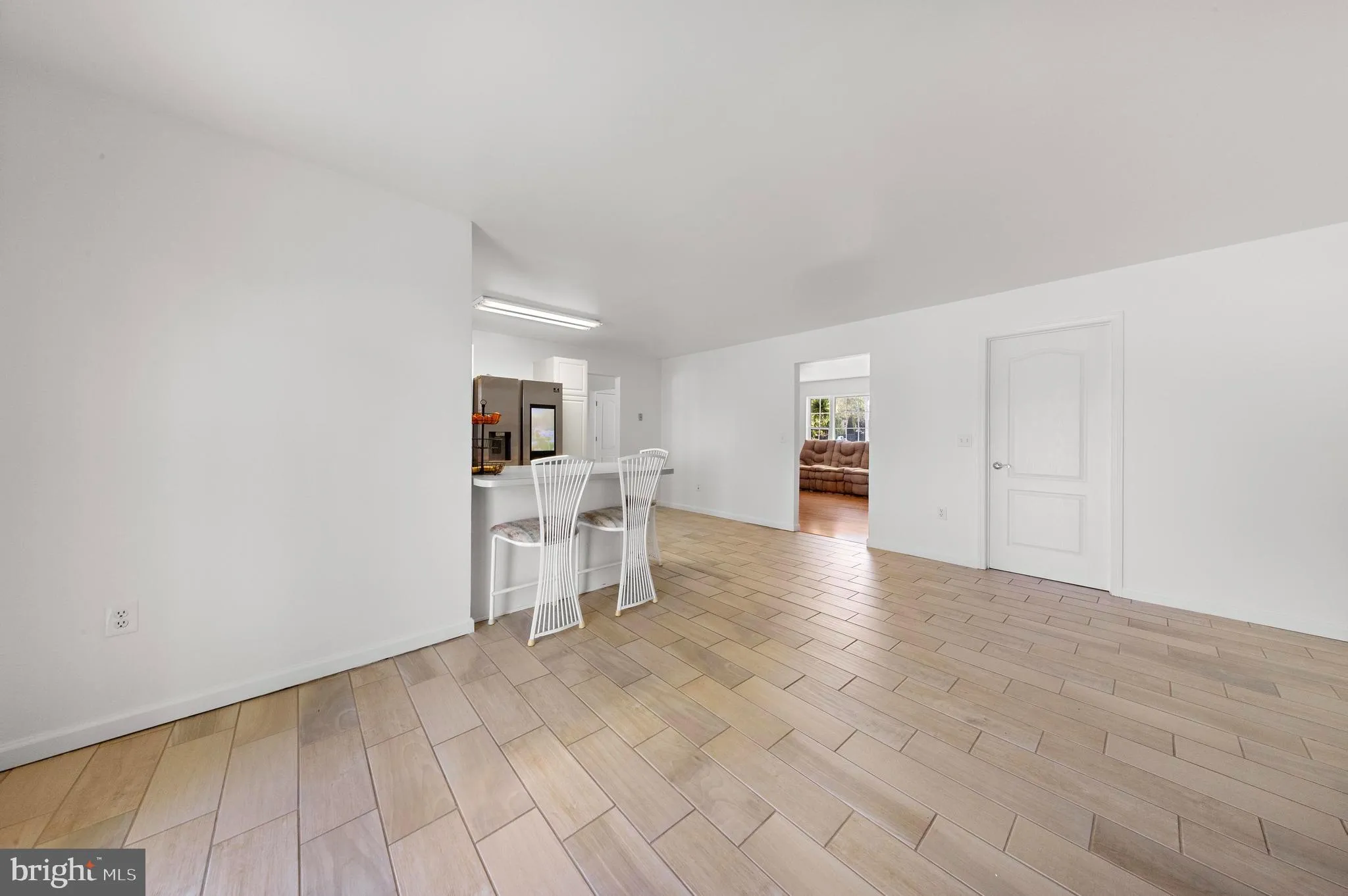 Manahawkin, New Jersey 08050, United States, 3 Bedrooms Bedrooms, ,3 BathroomsBathrooms,Residential,Contingent,127559