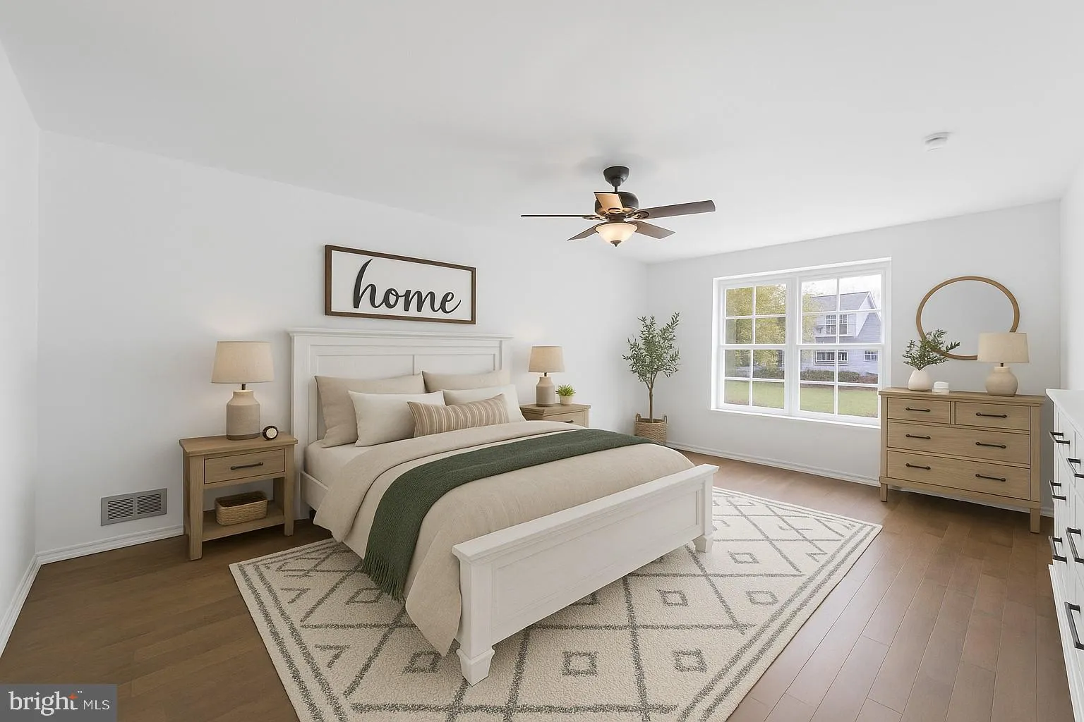 Manahawkin, New Jersey 08050, United States, 3 Bedrooms Bedrooms, ,3 BathroomsBathrooms,Residential,Contingent,127559