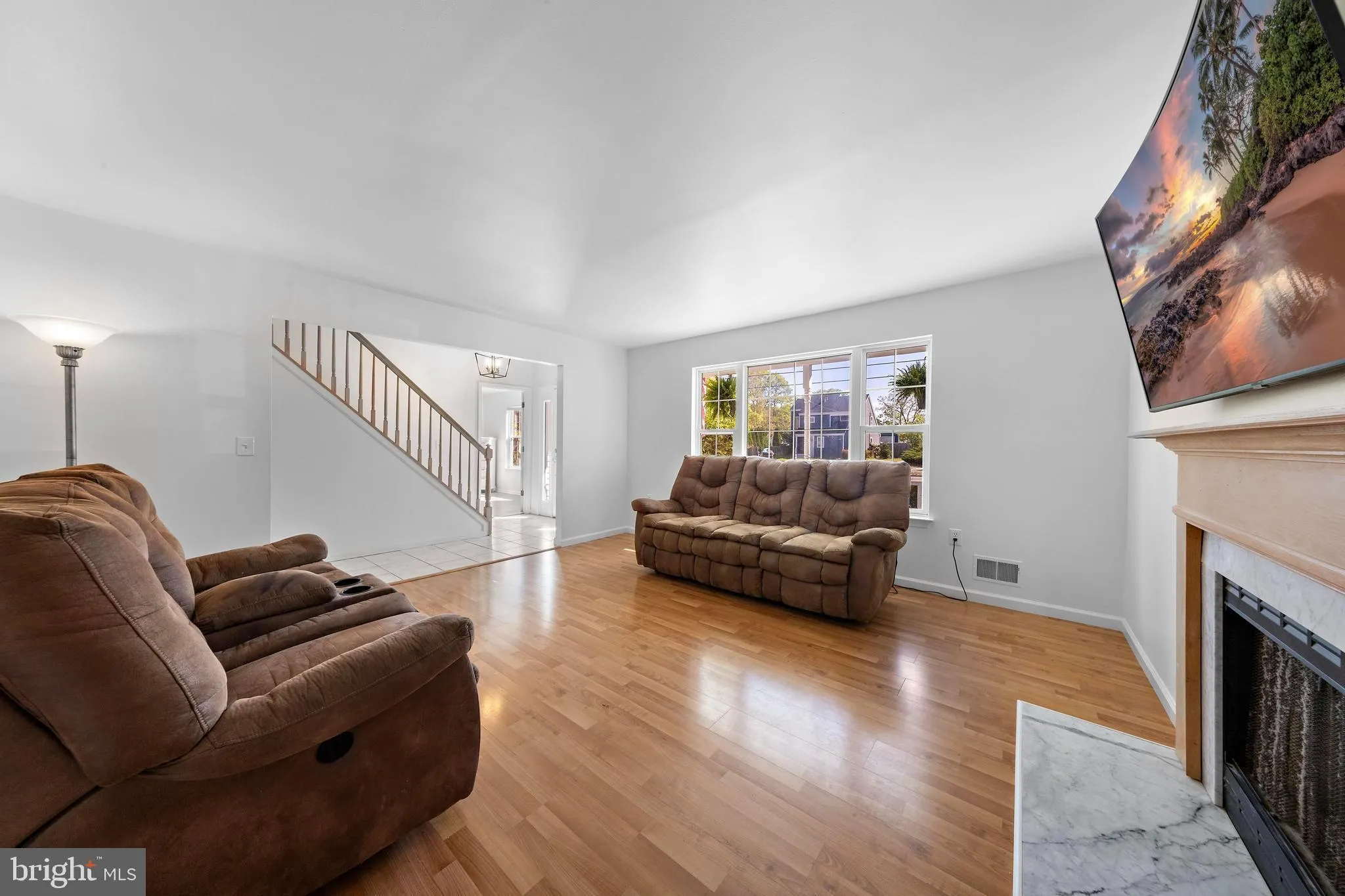 Manahawkin, New Jersey 08050, United States, 3 Bedrooms Bedrooms, ,3 BathroomsBathrooms,Residential,Contingent,127559