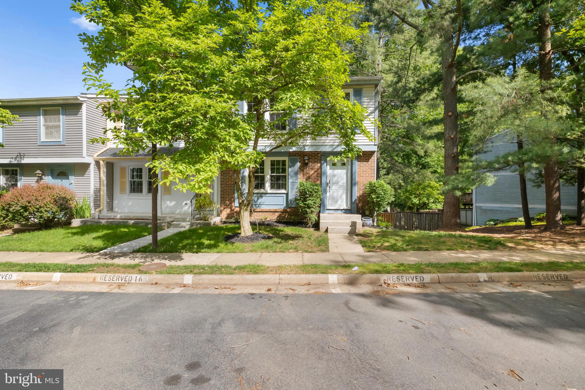 RESTON - Residential