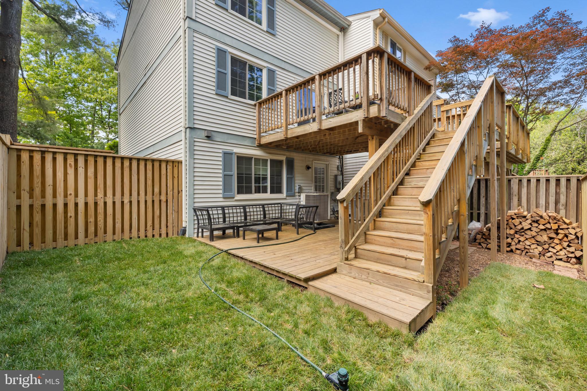RESTON - Residential