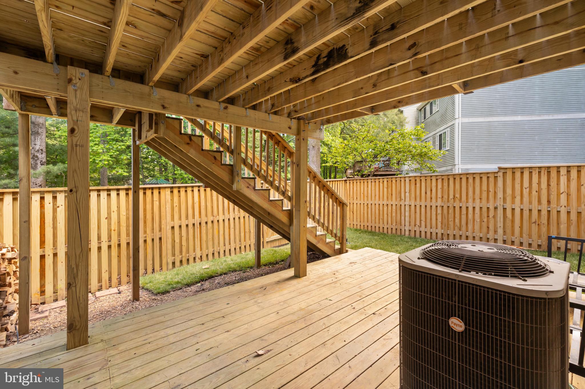 RESTON - Residential