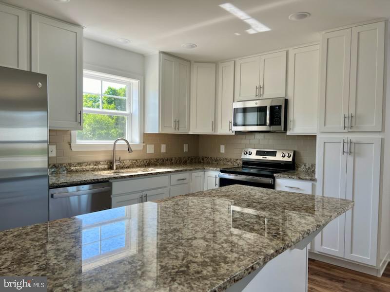 HARVEST GLEN - Residential