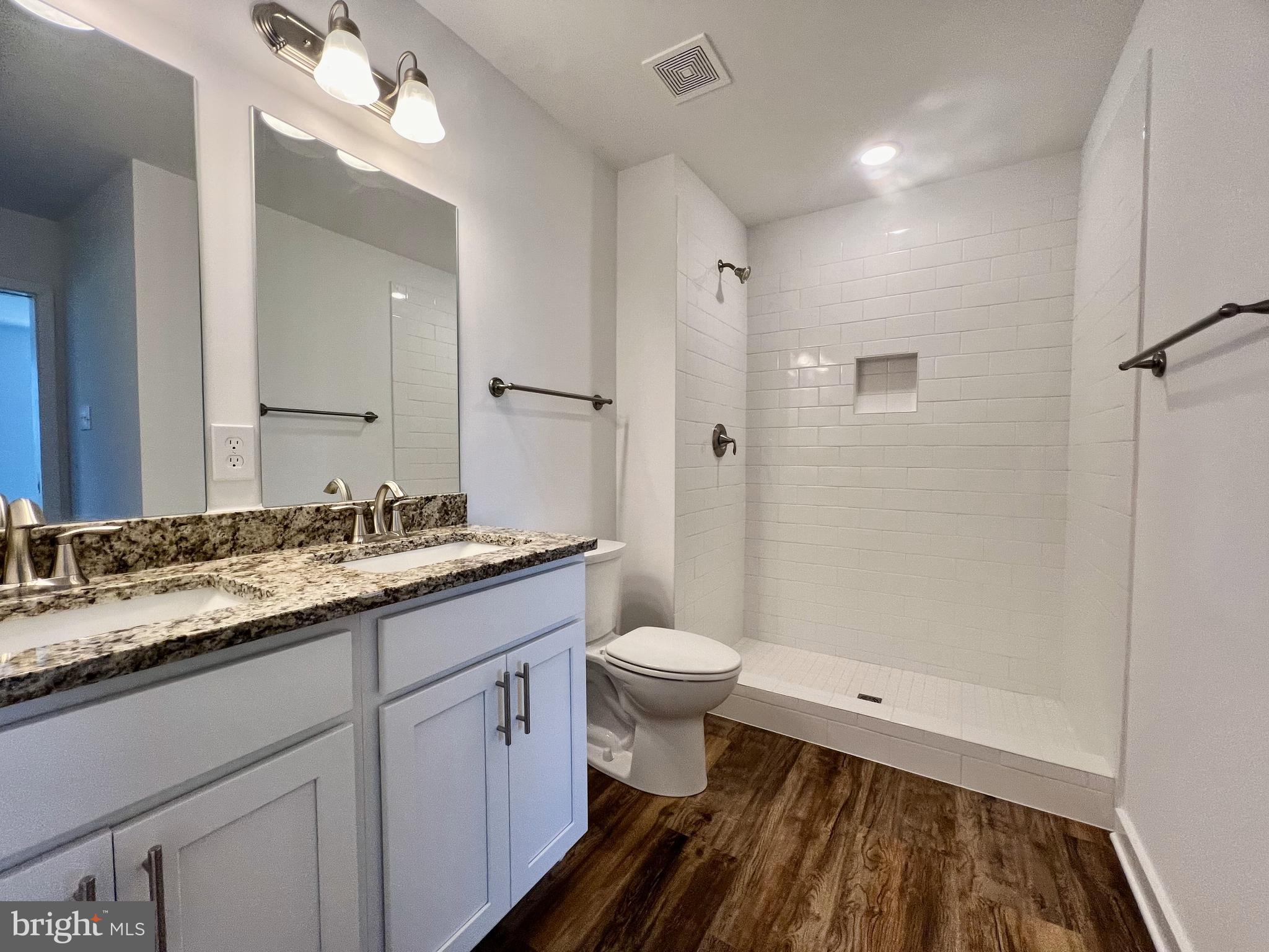 HARVEST GLEN - Residential