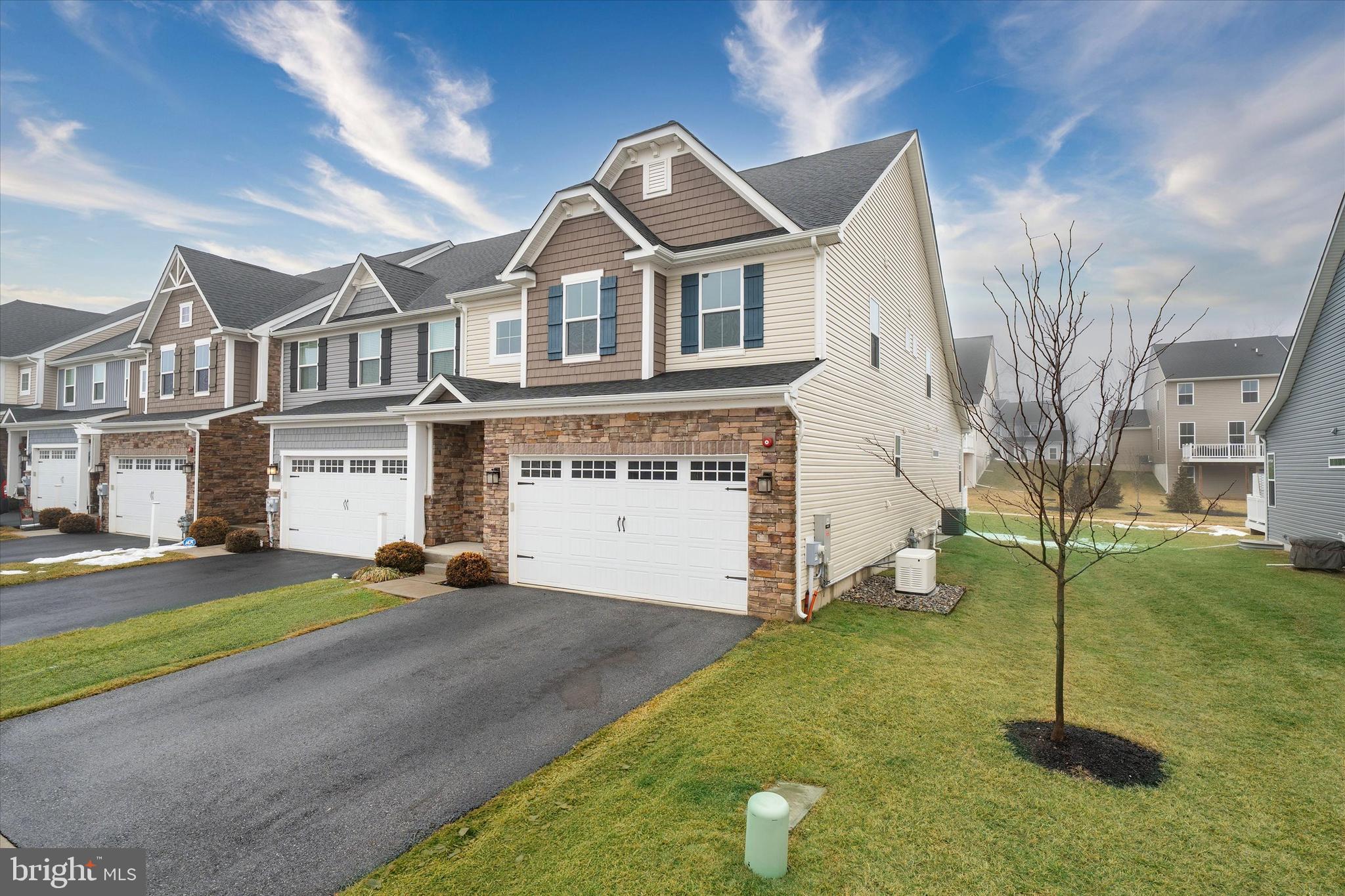 LONGWOOD PRESERVE - Residential