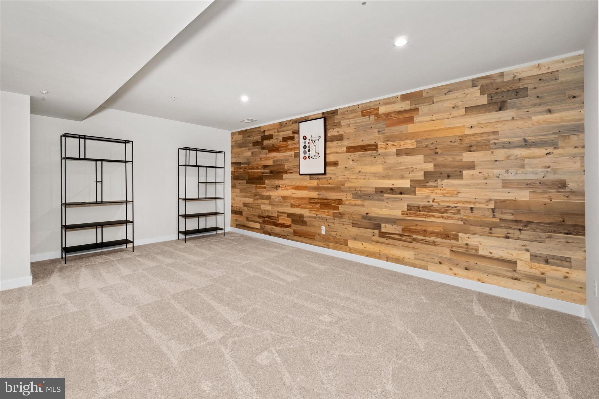 LONGWOOD PRESERVE - Residential