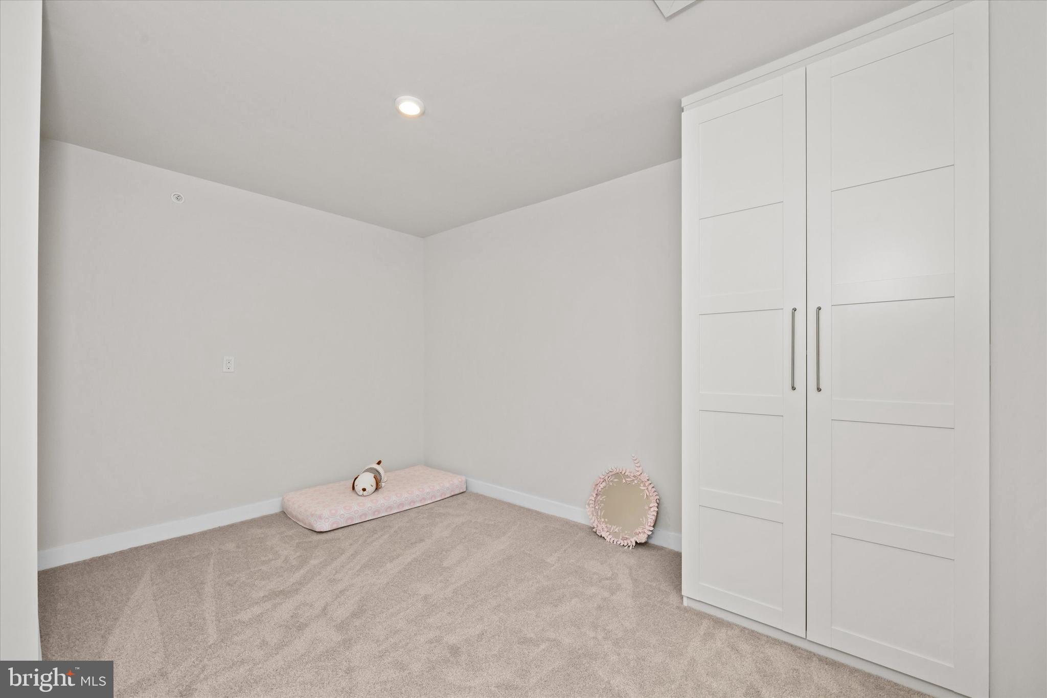 LONGWOOD PRESERVE - Residential