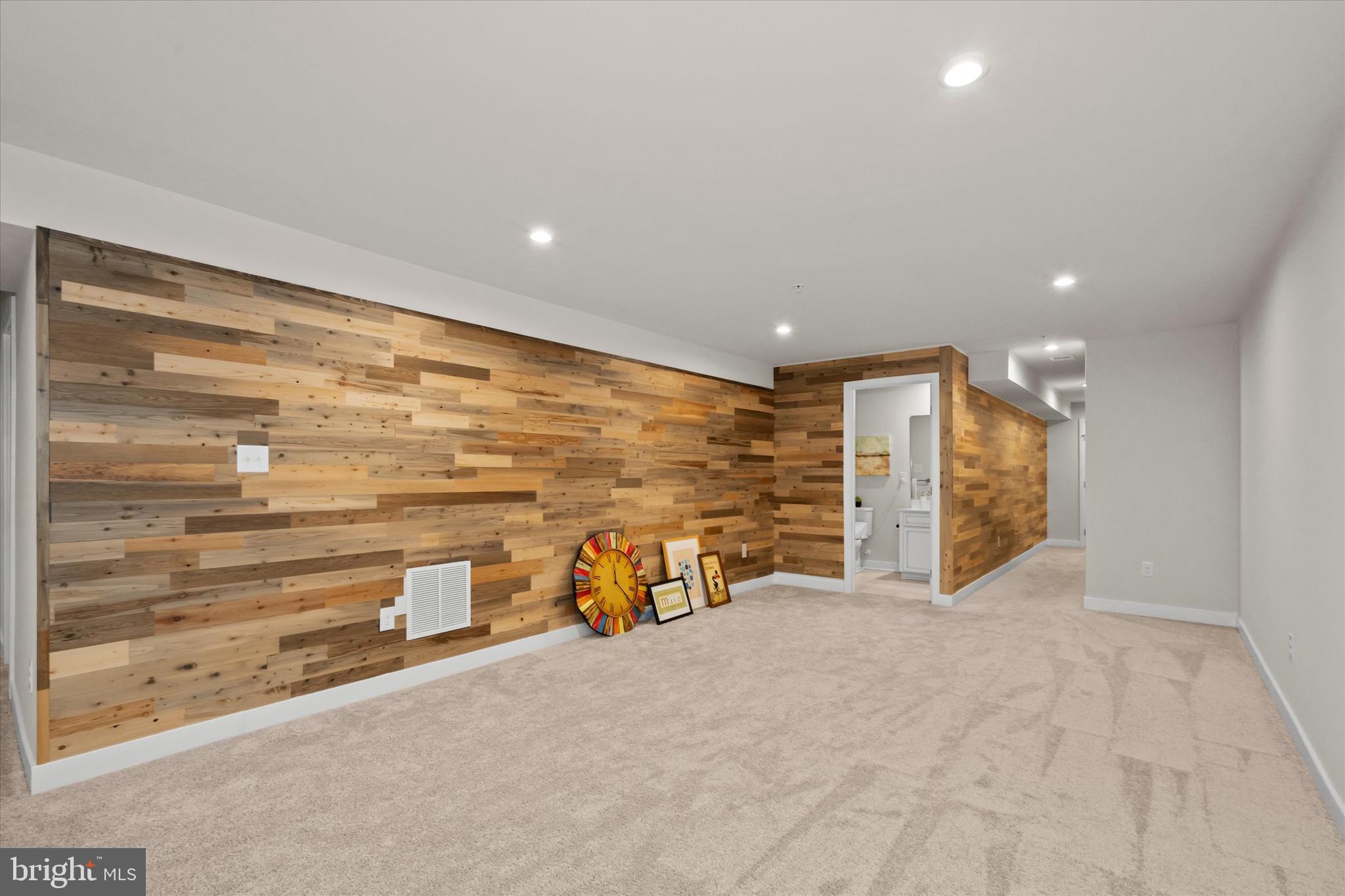 LONGWOOD PRESERVE - Residential