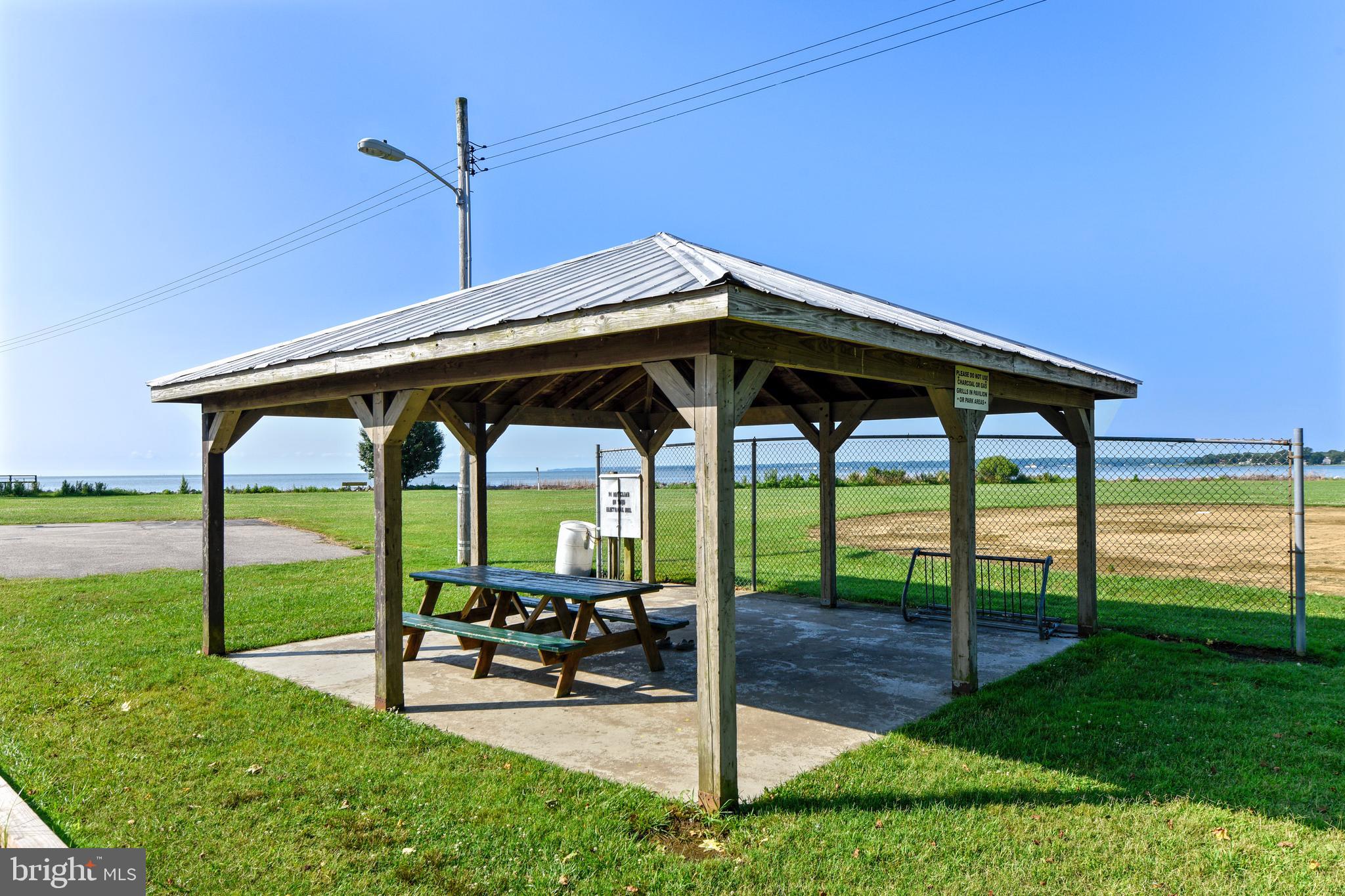 FRANKLIN MANOR - Residential Lease