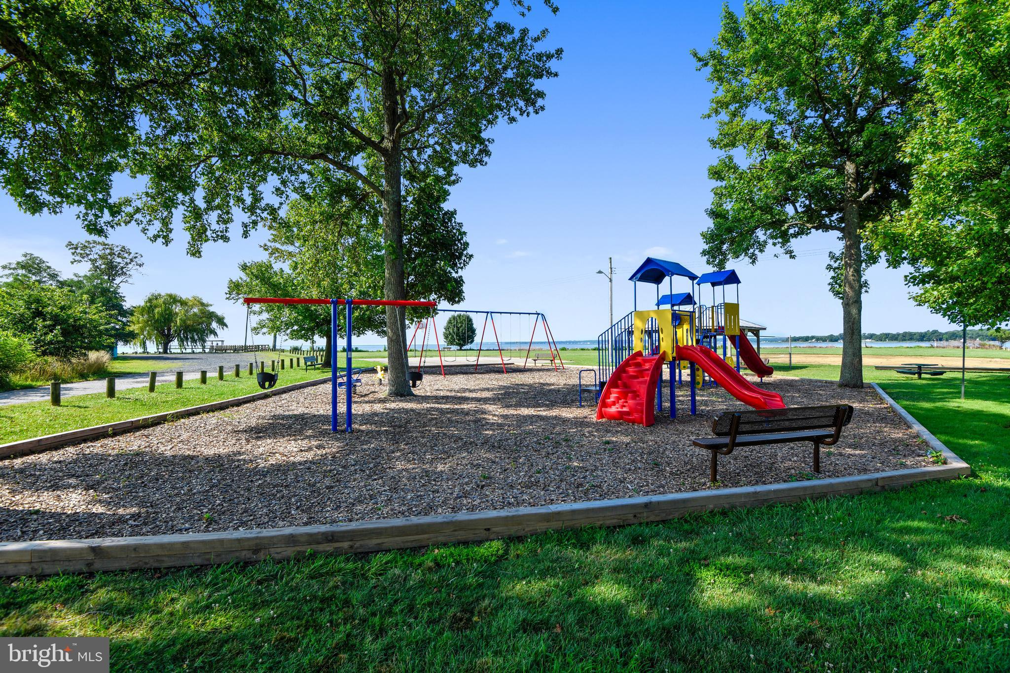 FRANKLIN MANOR - Residential Lease