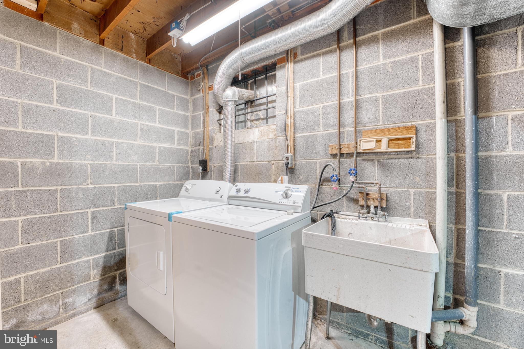 HIGHLAND VIEW - Residential