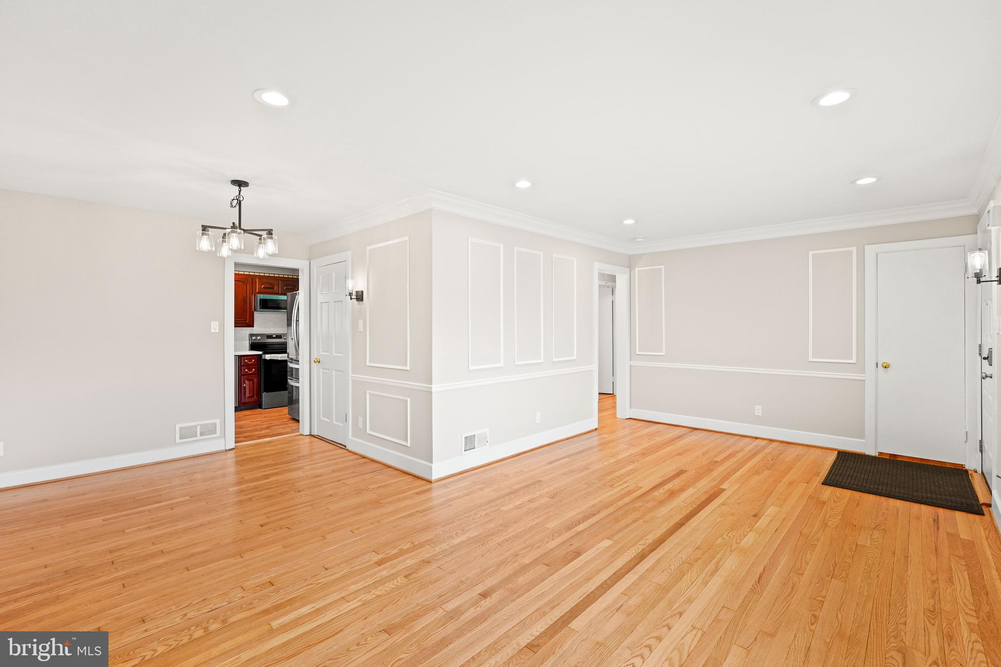 HILLANDALE - Residential