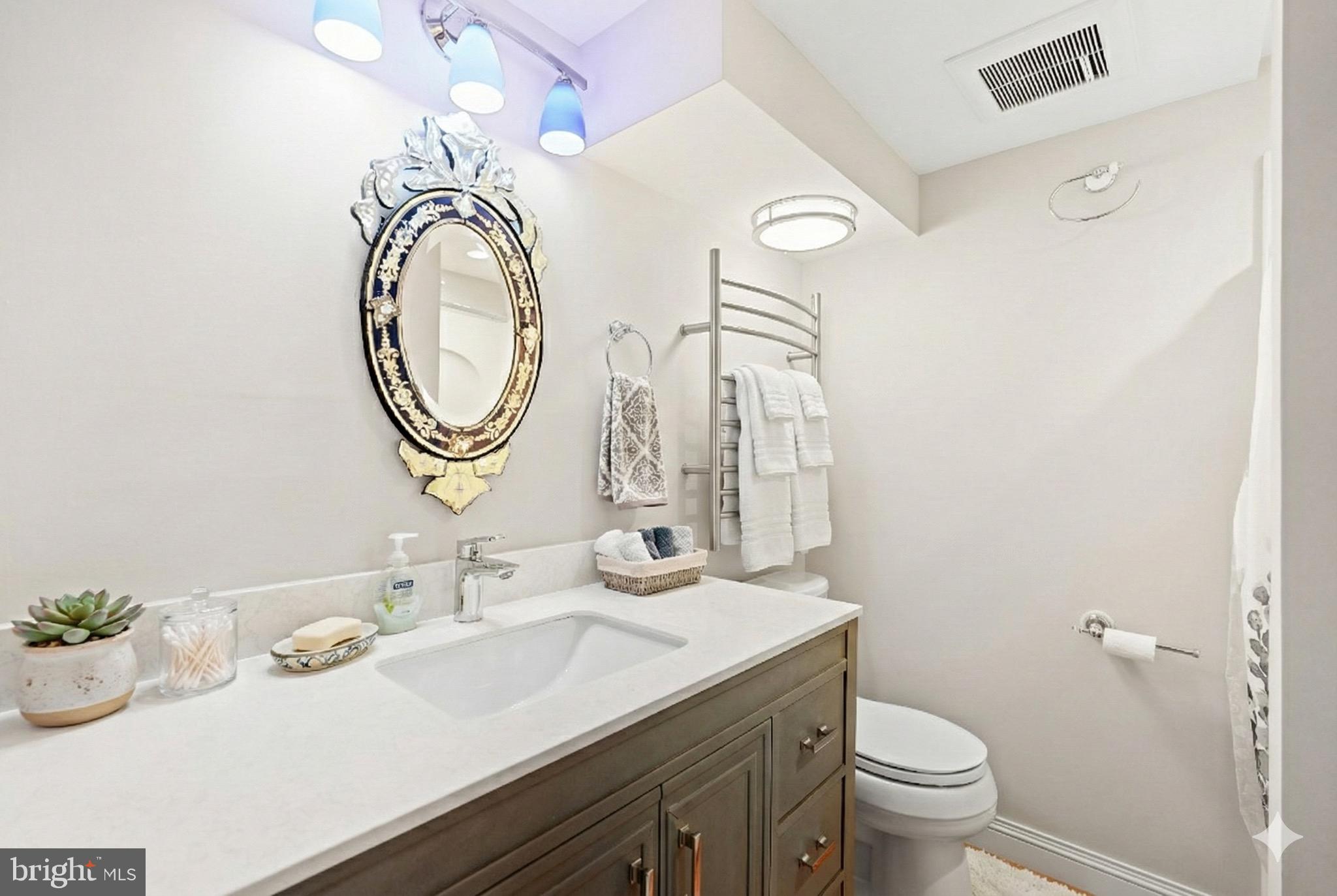 HILLANDALE - Residential