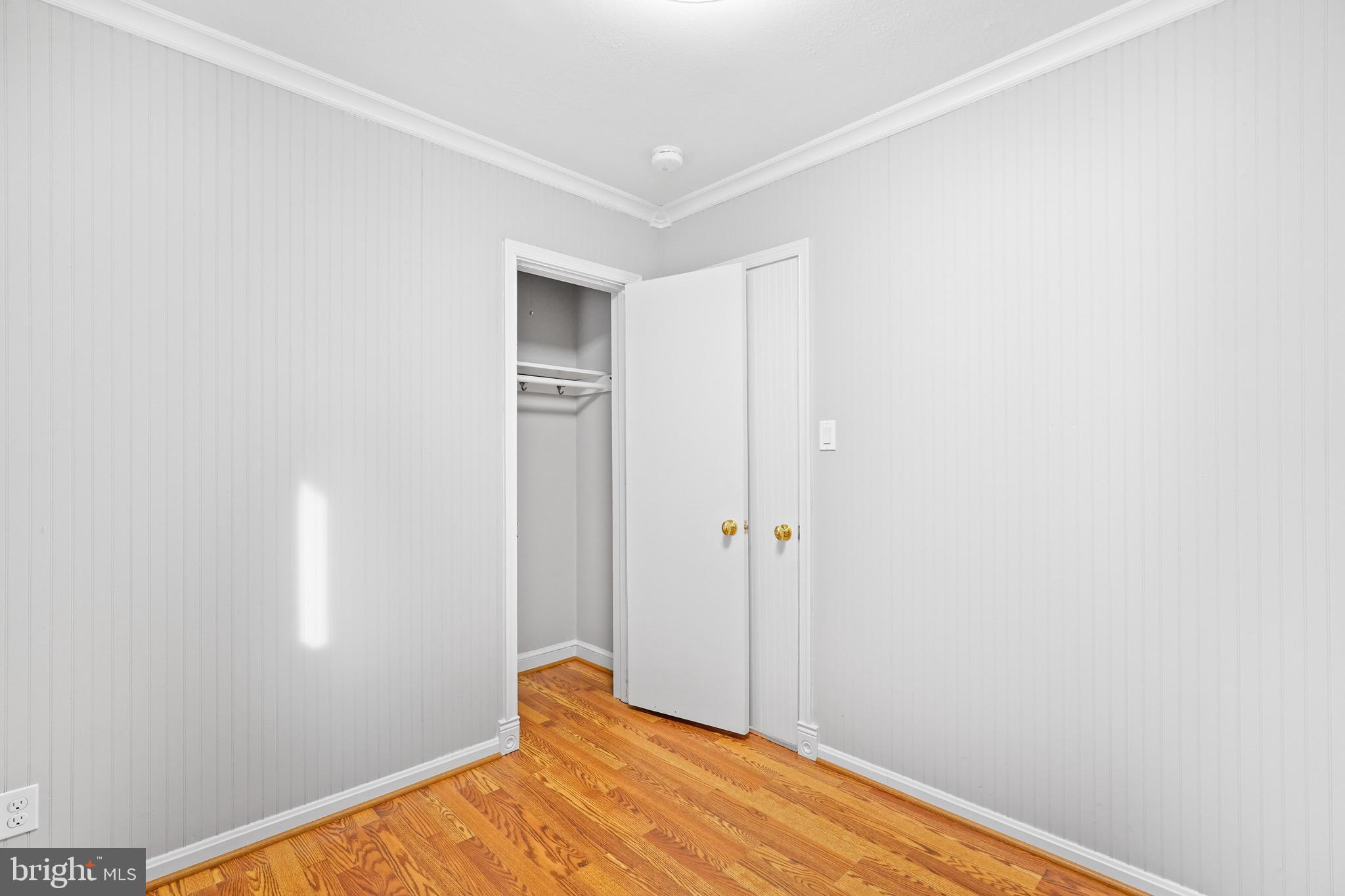 HILLANDALE - Residential