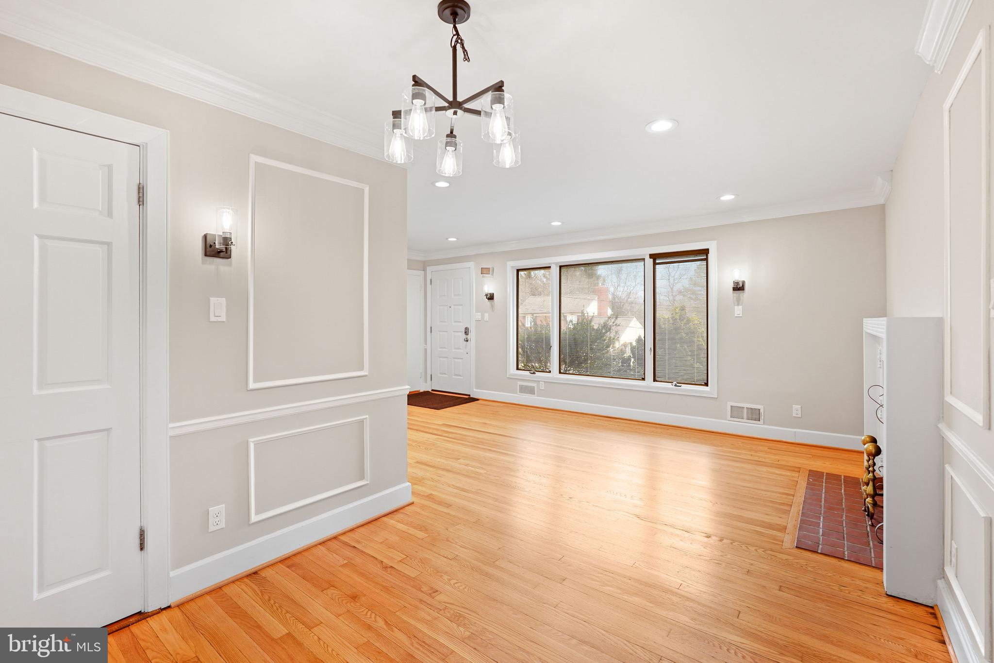 HILLANDALE - Residential