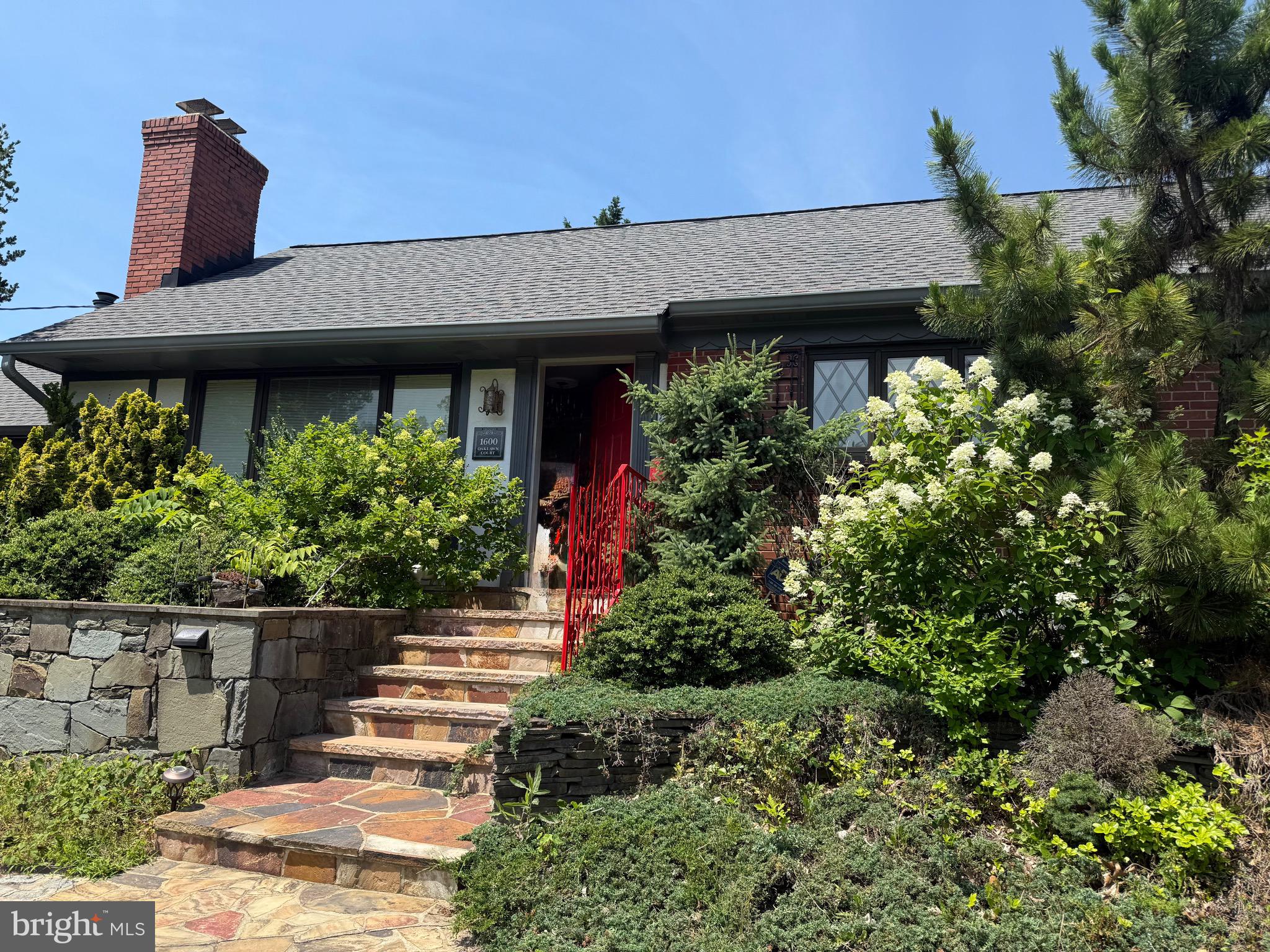 HILLANDALE - Residential