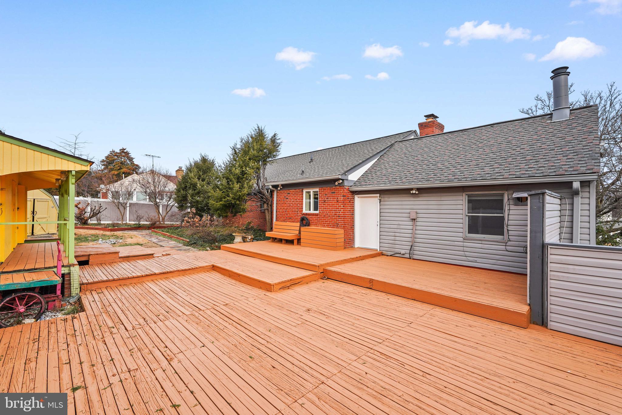 HILLANDALE - Residential