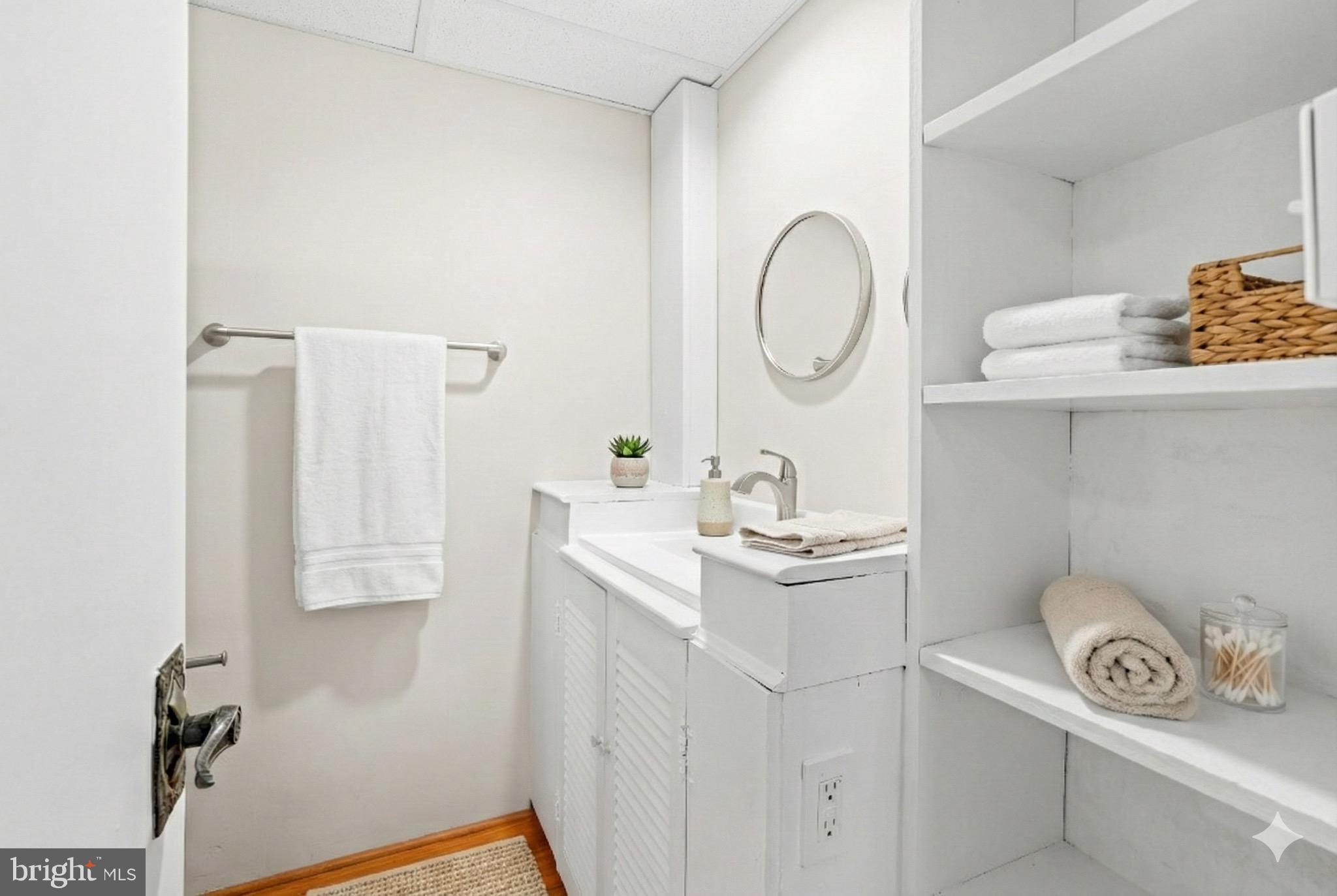 HILLANDALE - Residential