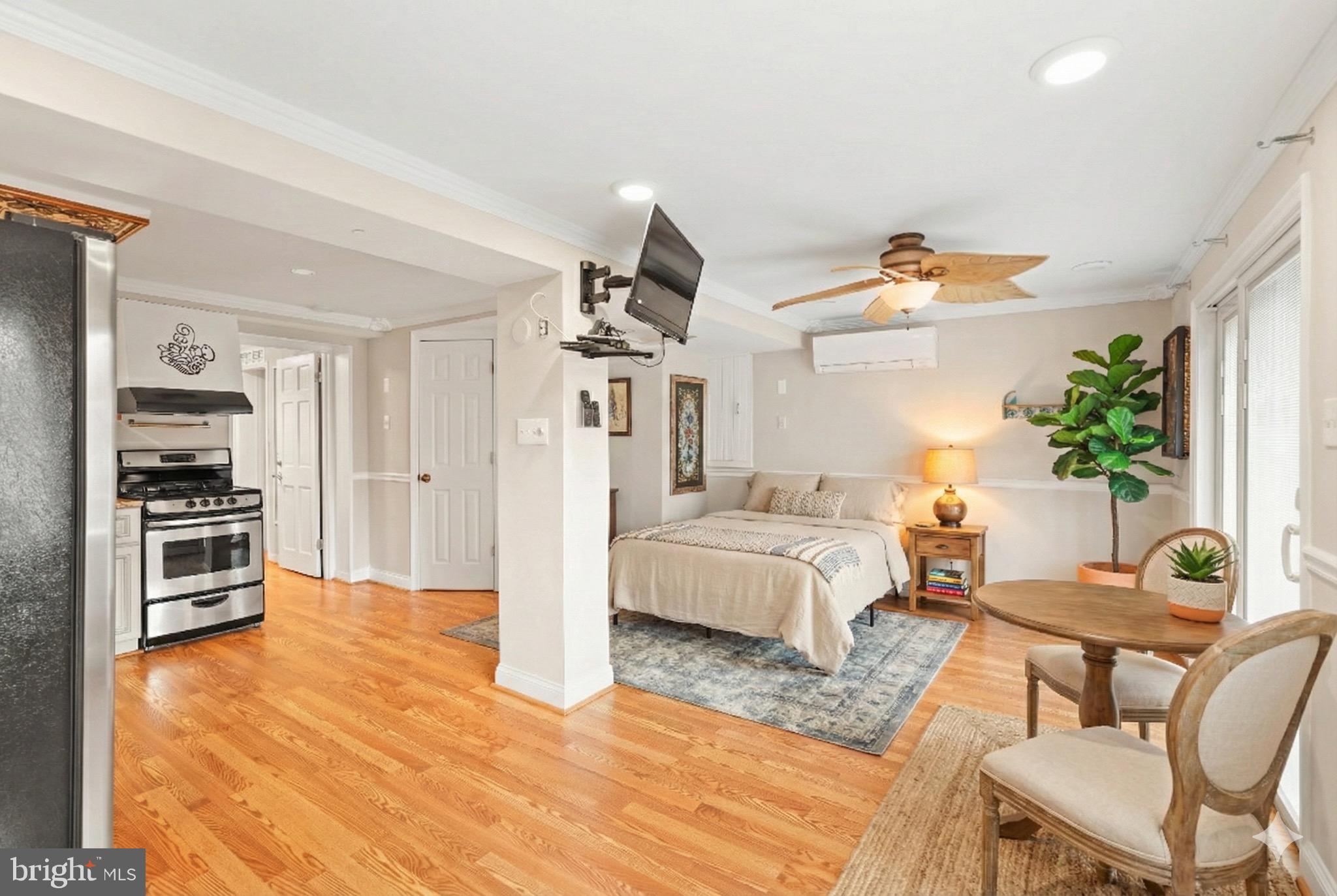 HILLANDALE - Residential