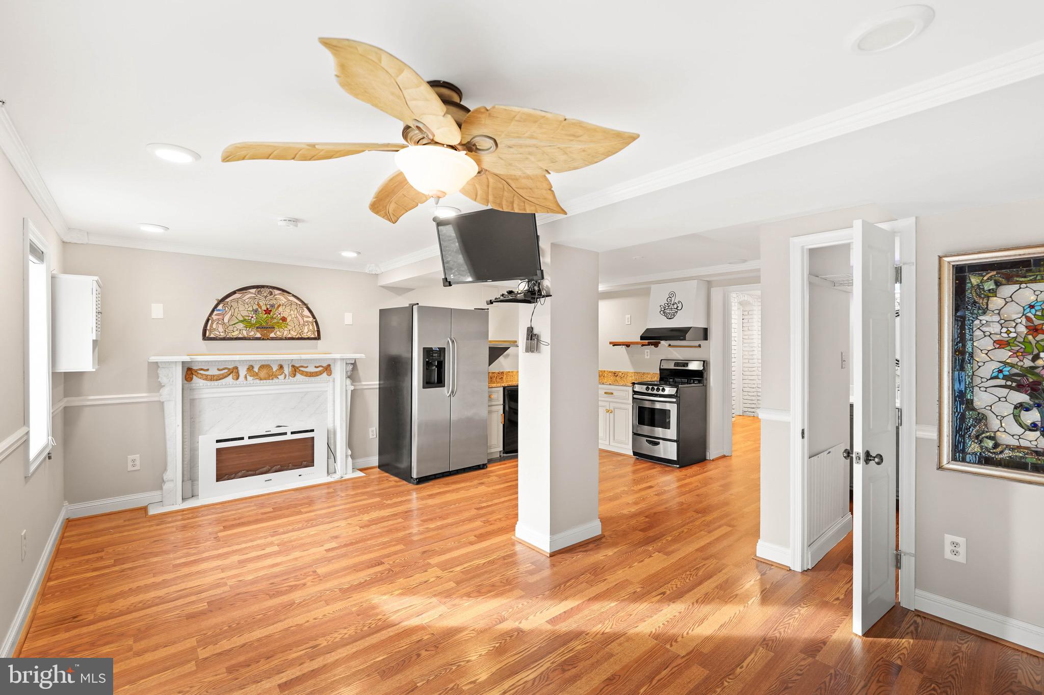 HILLANDALE - Residential