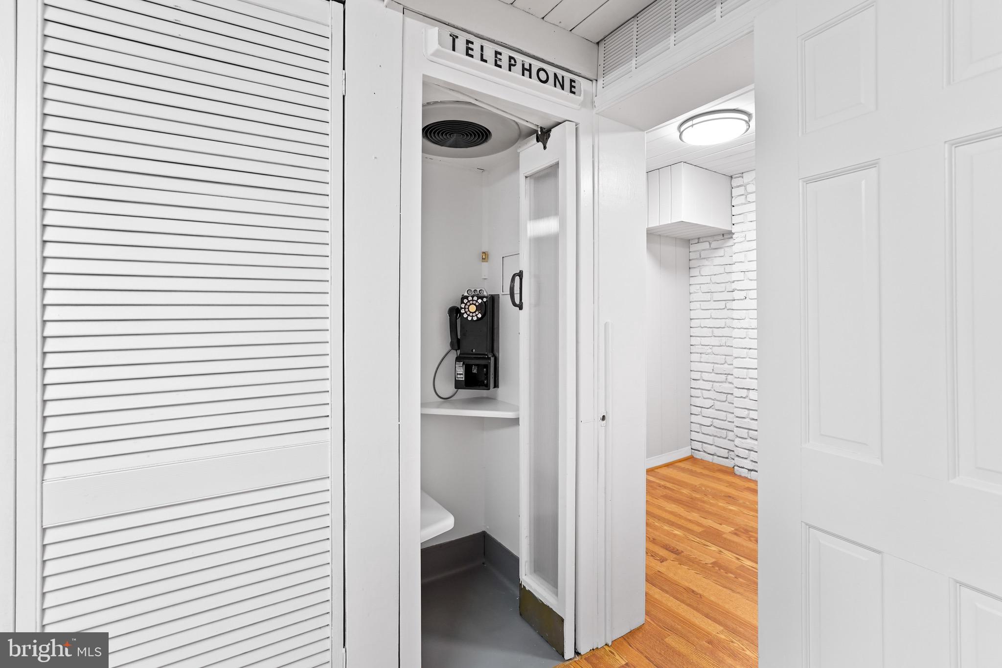 HILLANDALE - Residential