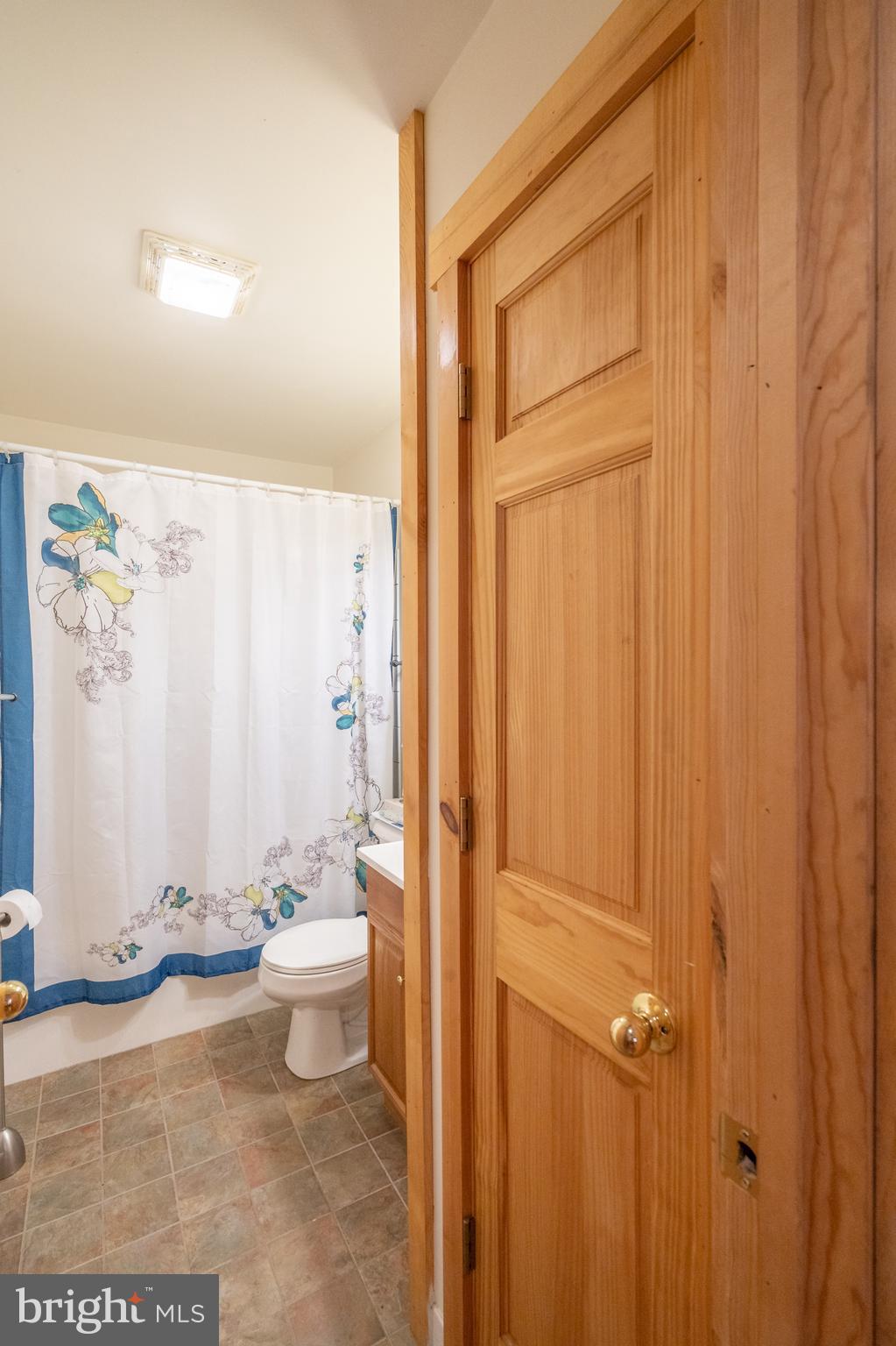 ROUSE MOUNTAIN - Residential