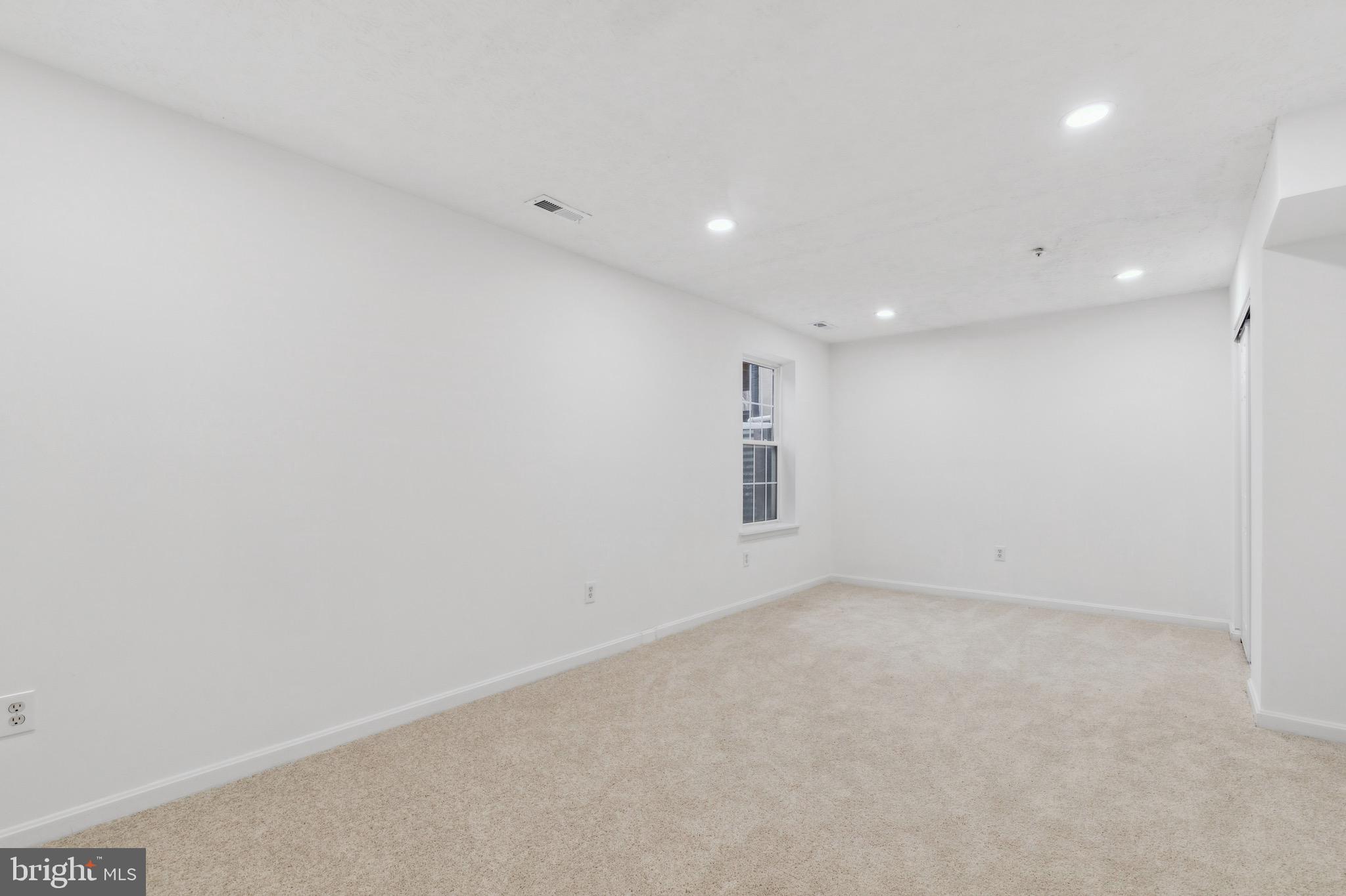 OXFORD LANDING - Residential Lease