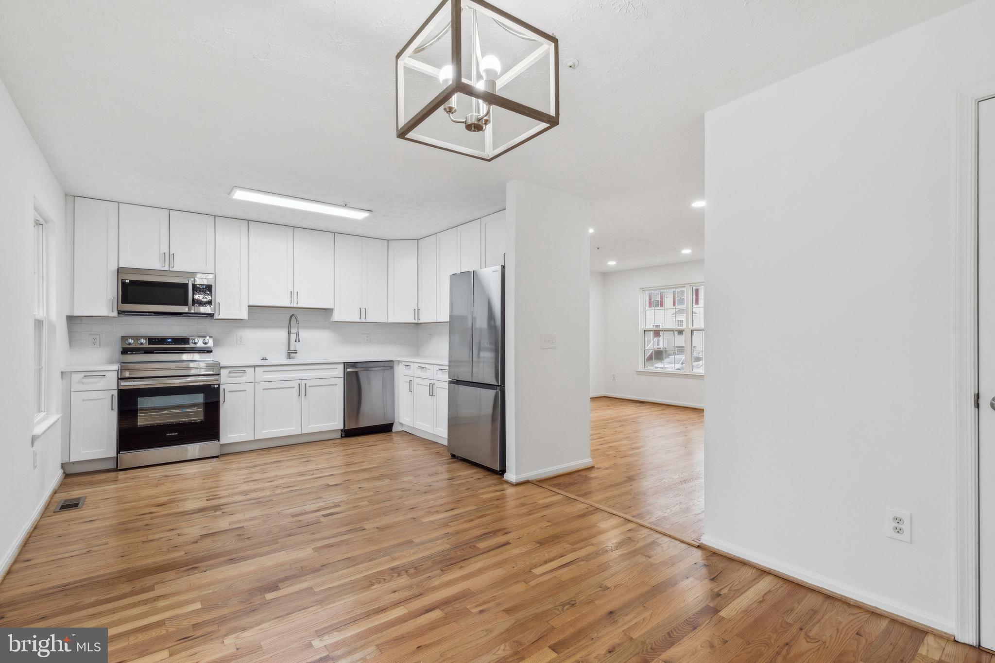 OXFORD LANDING - Residential Lease