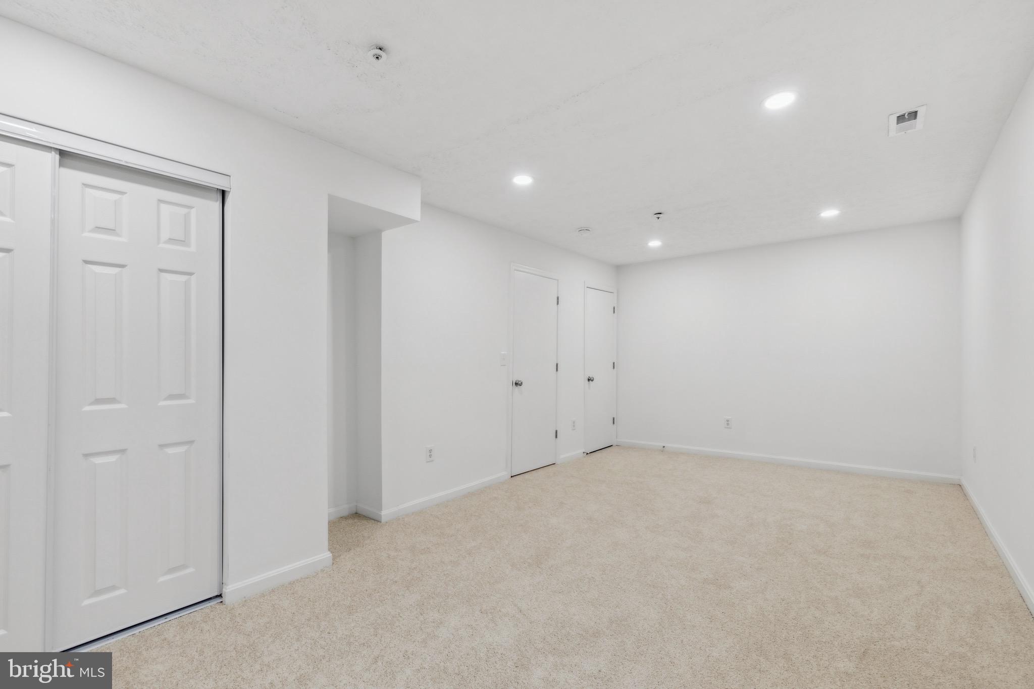 OXFORD LANDING - Residential Lease