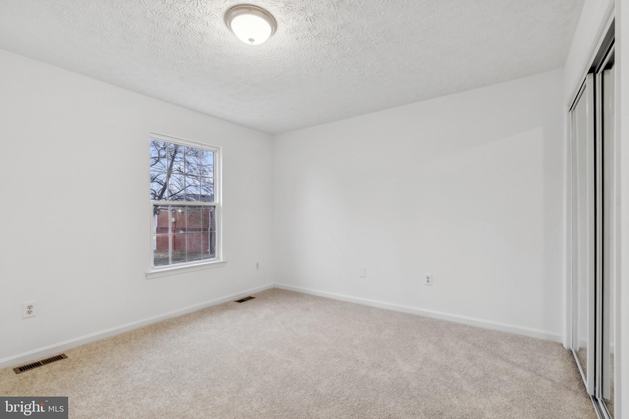 OXFORD LANDING - Residential Lease