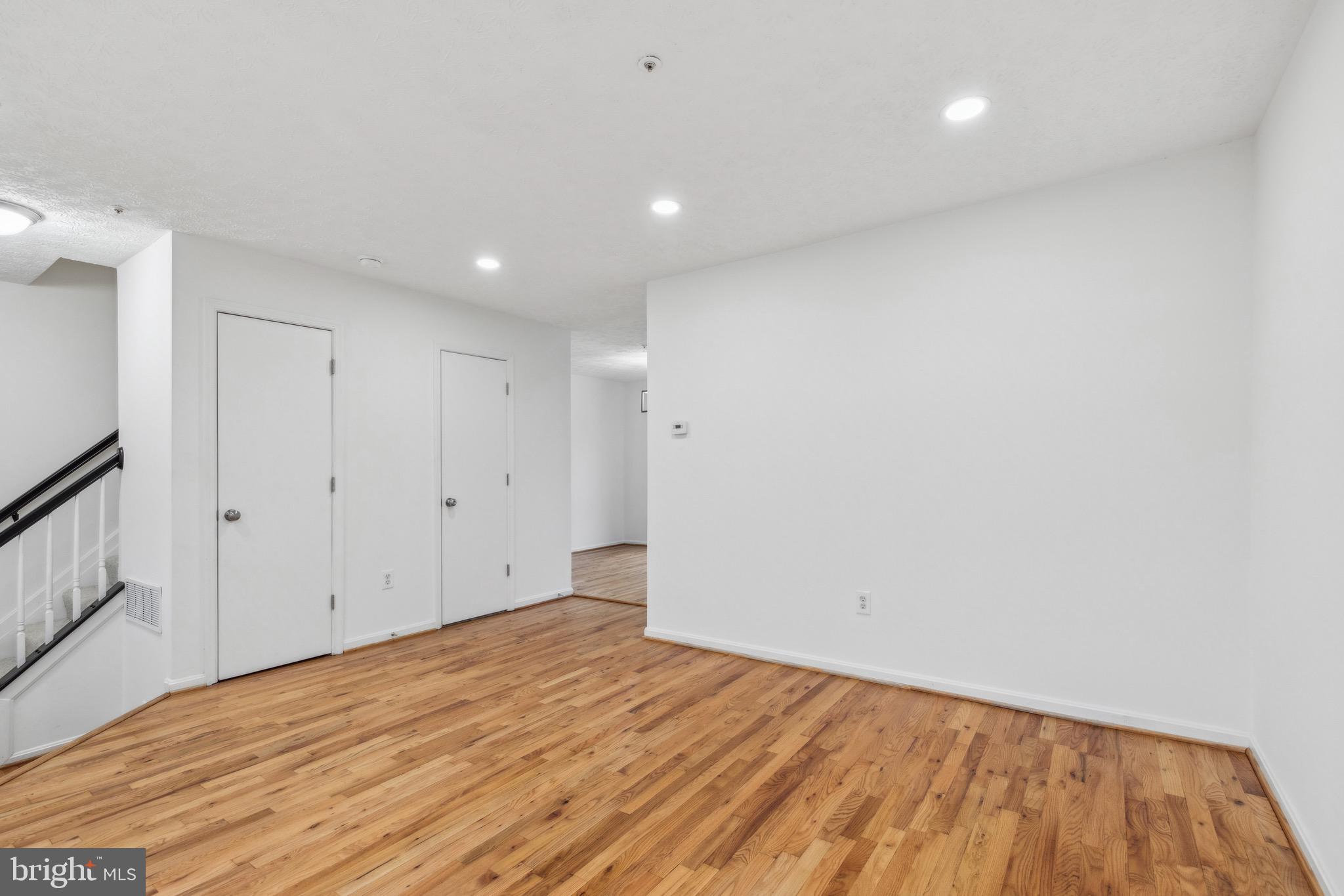 OXFORD LANDING - Residential Lease