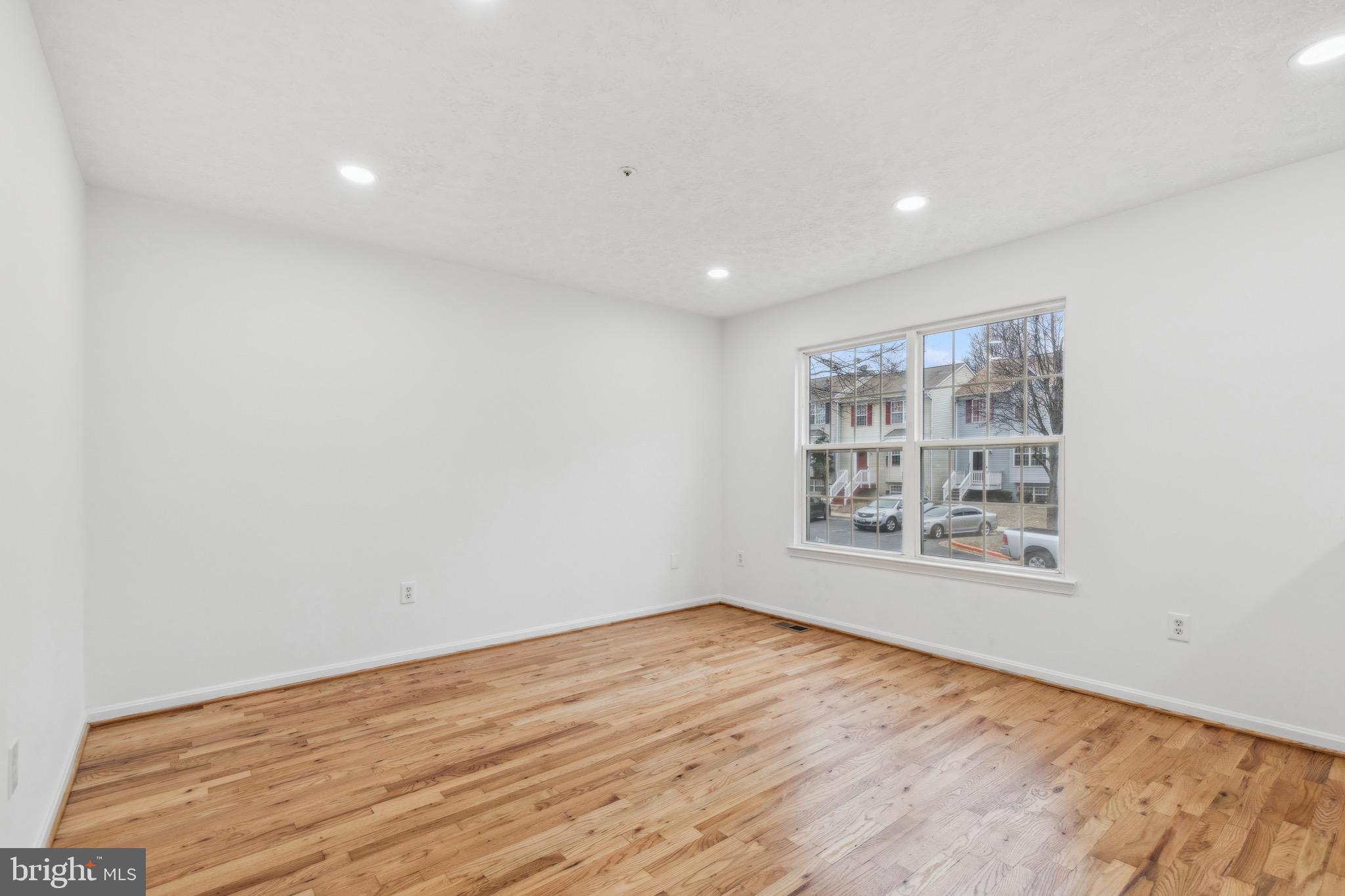 OXFORD LANDING - Residential Lease