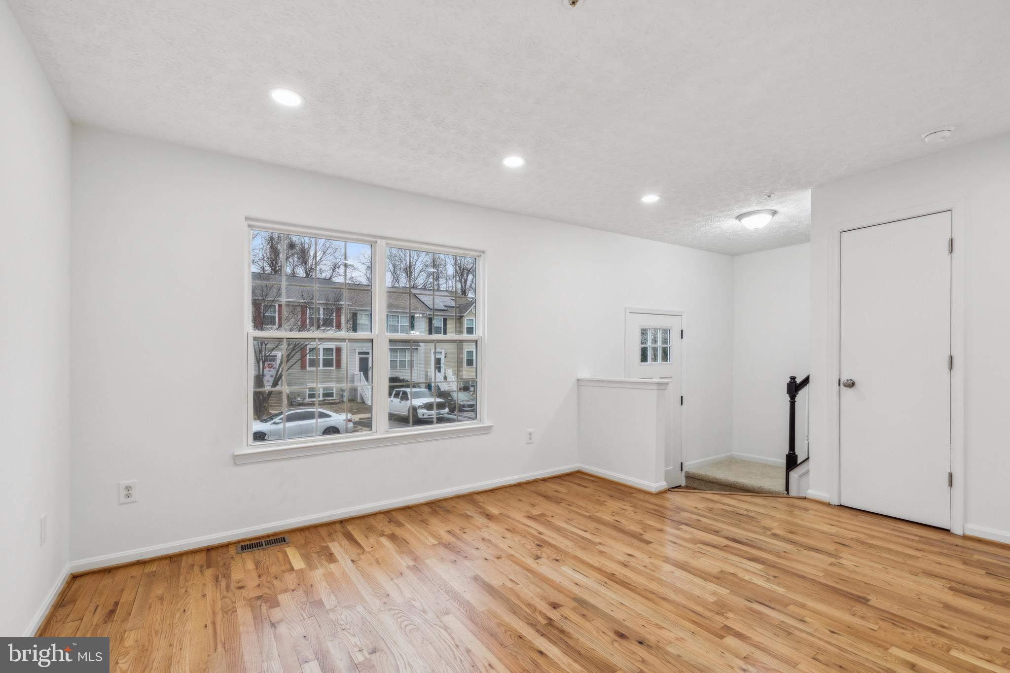 OXFORD LANDING - Residential Lease