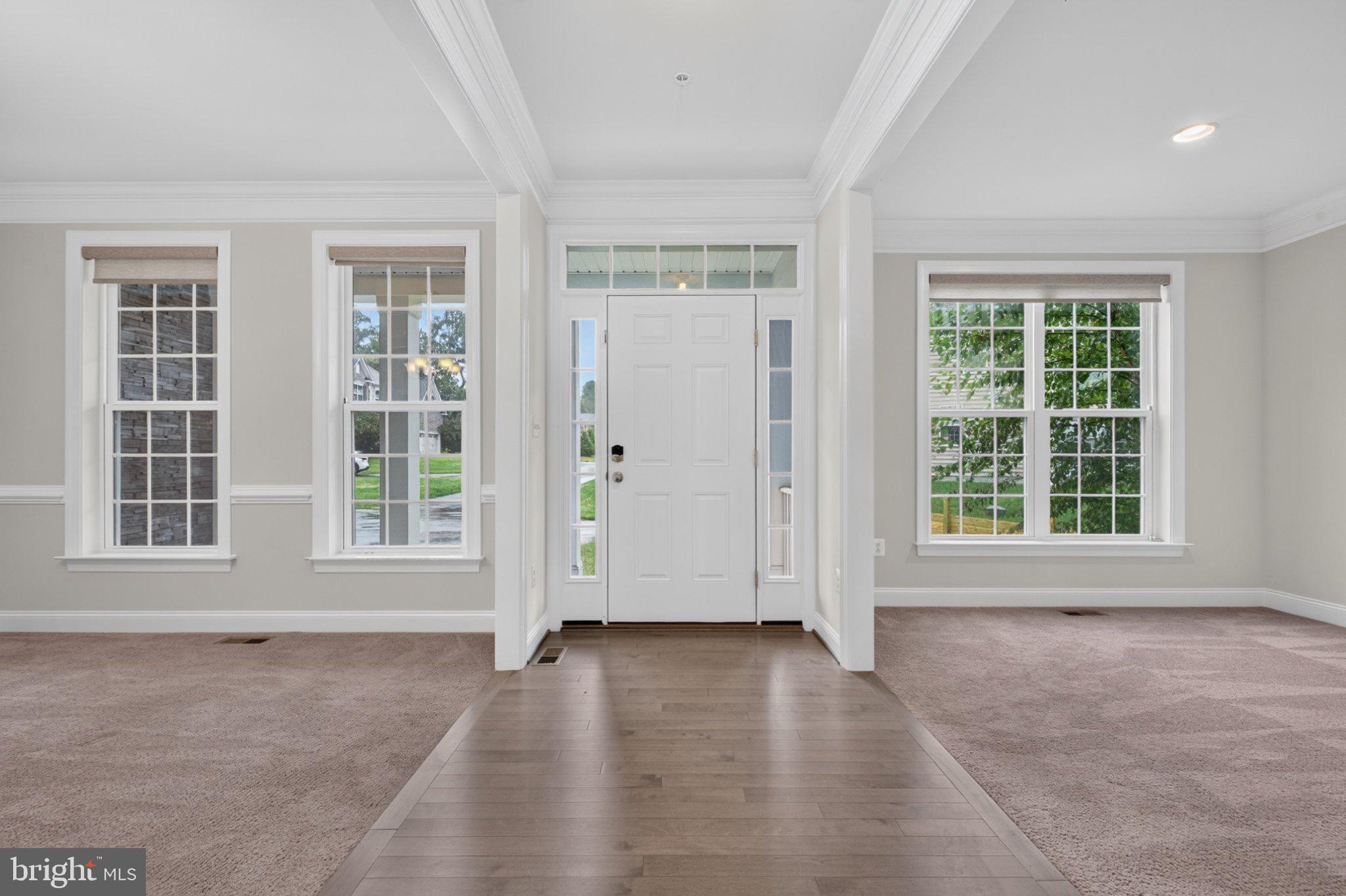 8116 VERONICA WAY