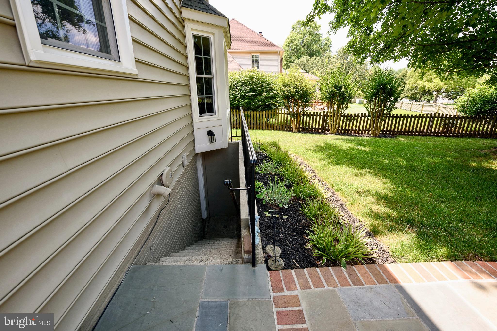 COUNTRYSIDE - Residential