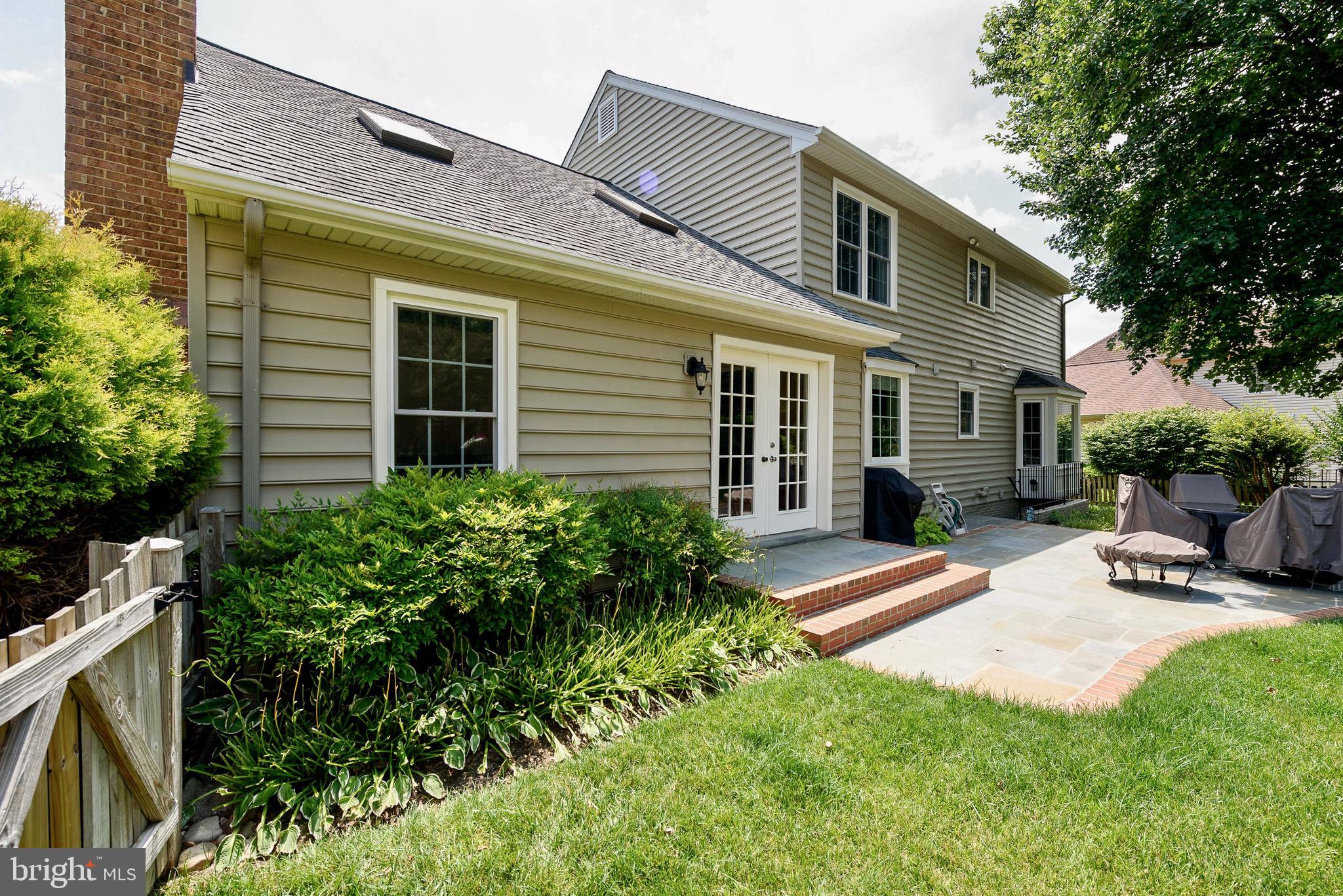 COUNTRYSIDE - Residential