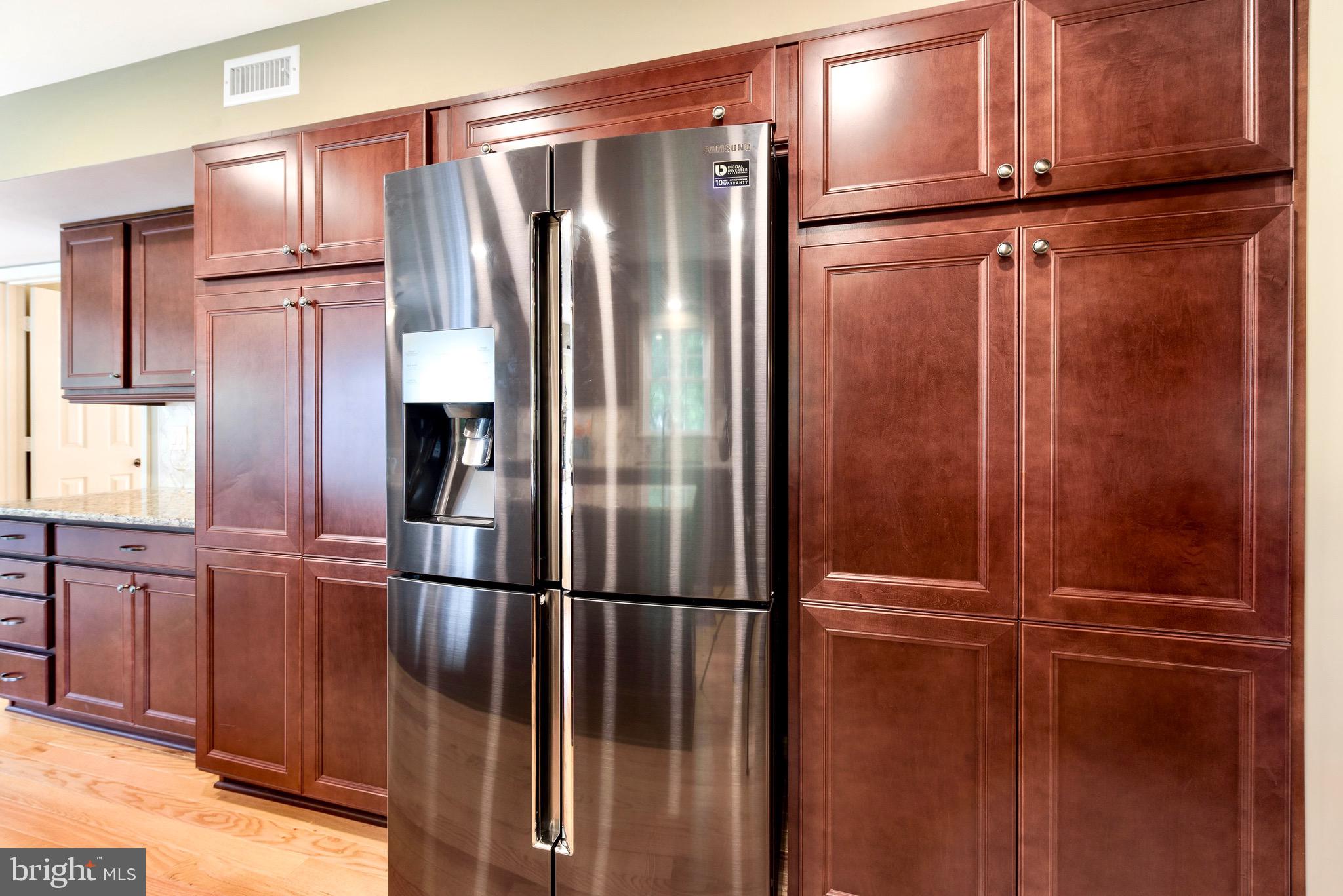 COUNTRYSIDE - Residential