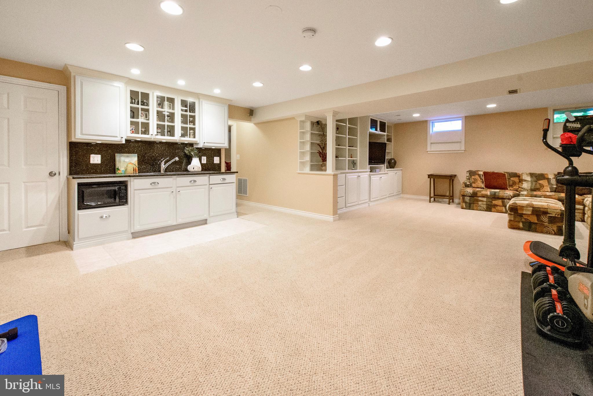 COUNTRYSIDE - Residential