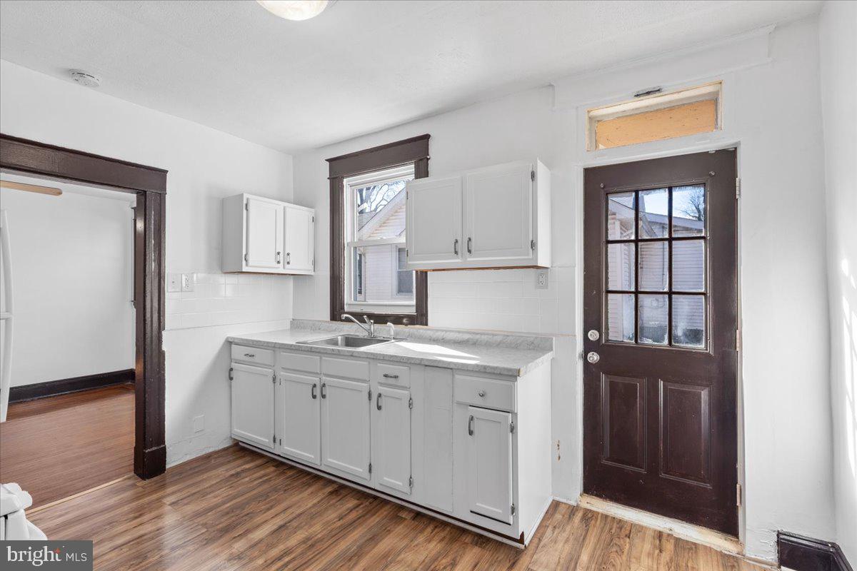 GLEN OAKS - Residential