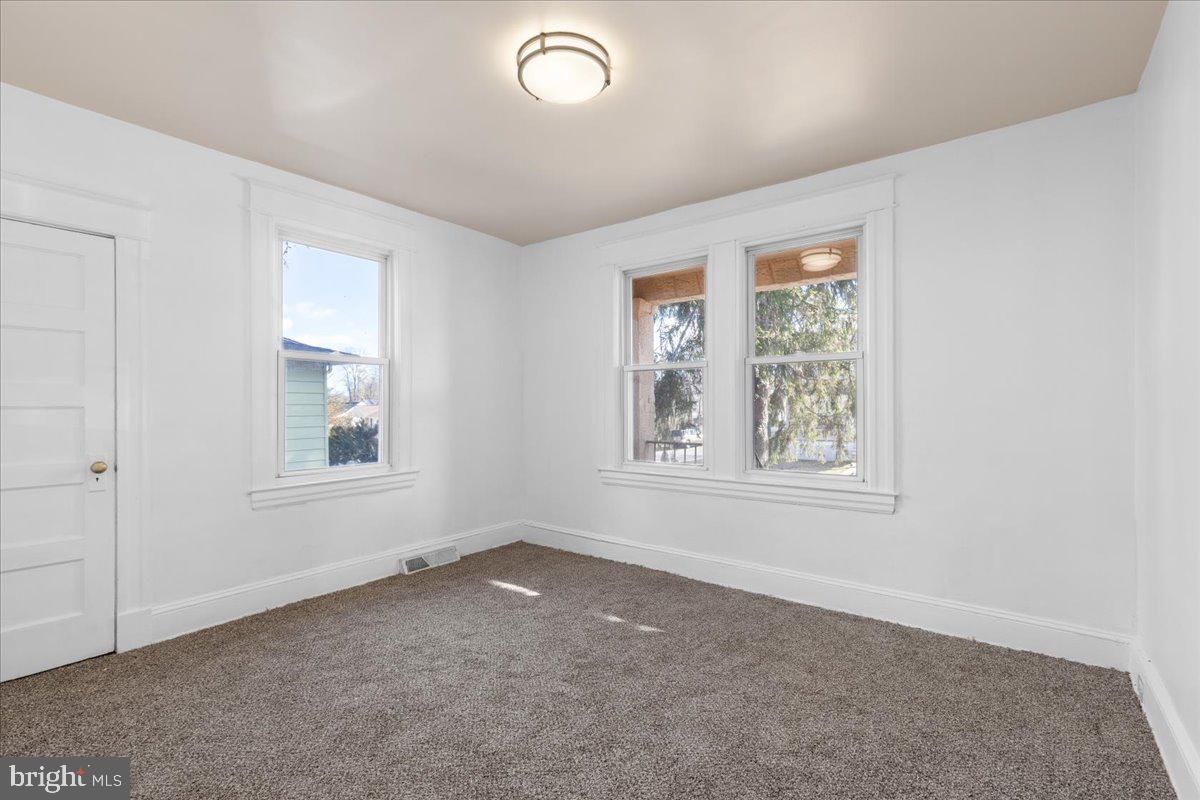 GLEN OAKS - Residential